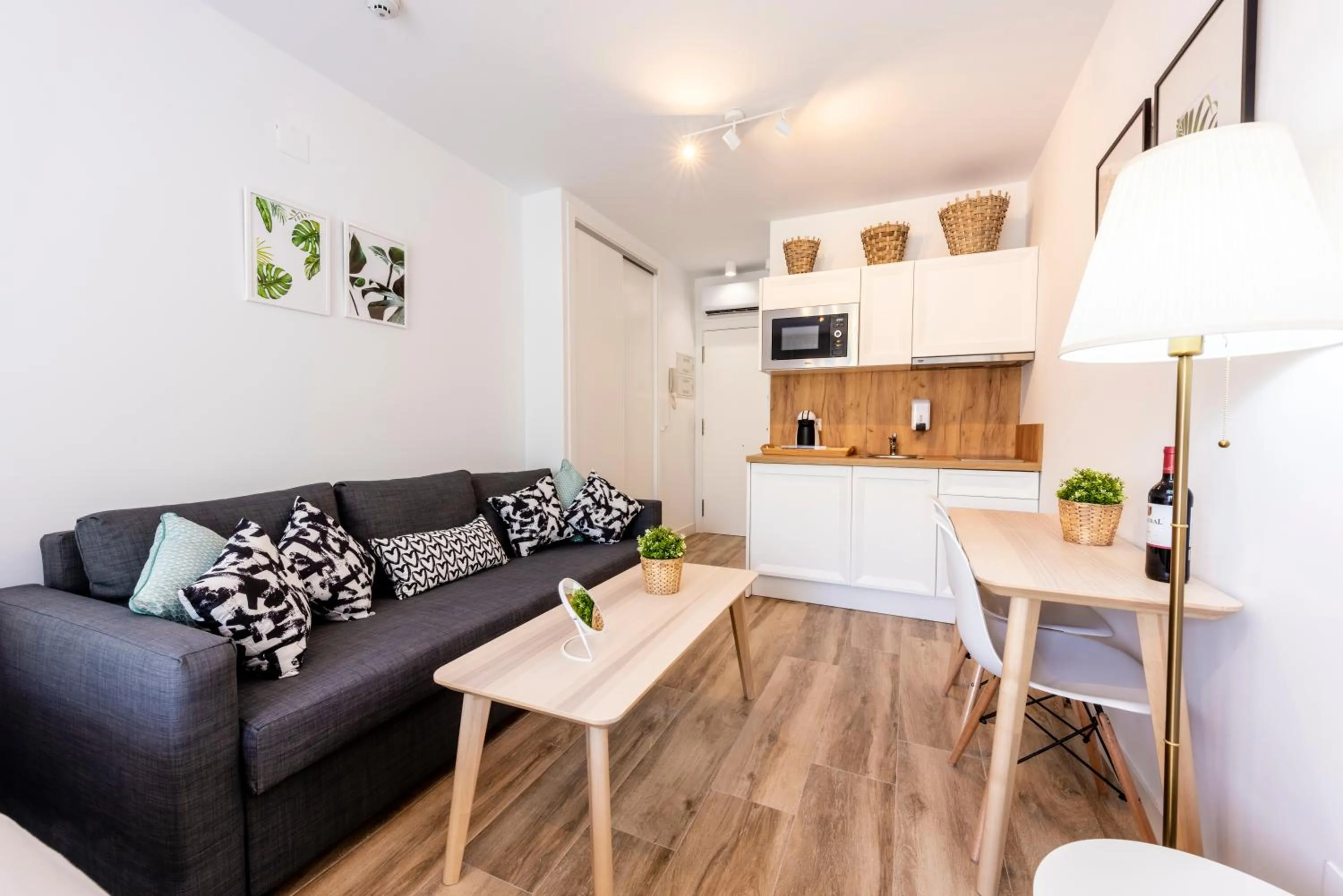 Kitchen or kitchenette in Apartamentos Toboso Plaza