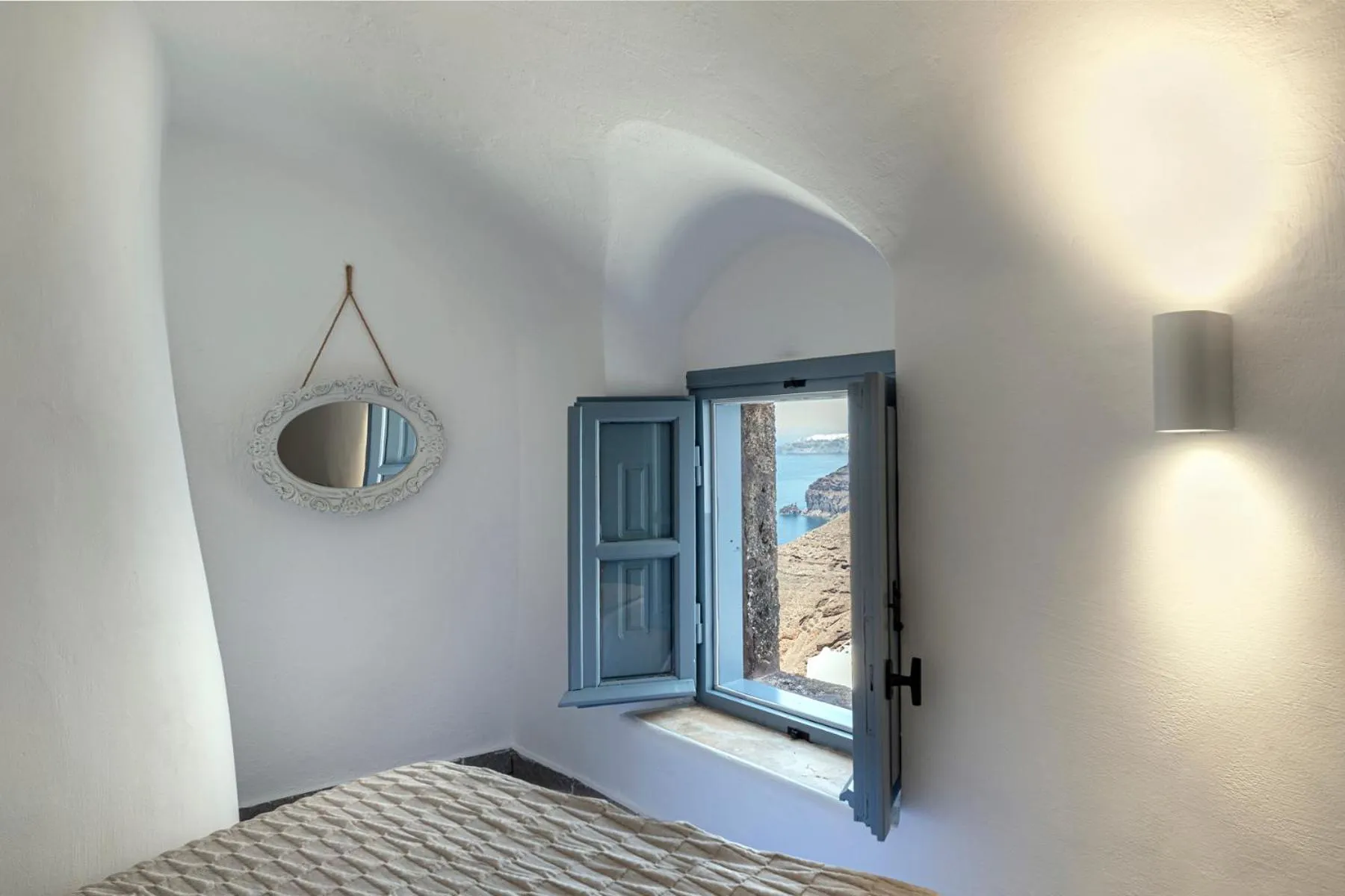 View (from property/room), Bed in Caldera Senses