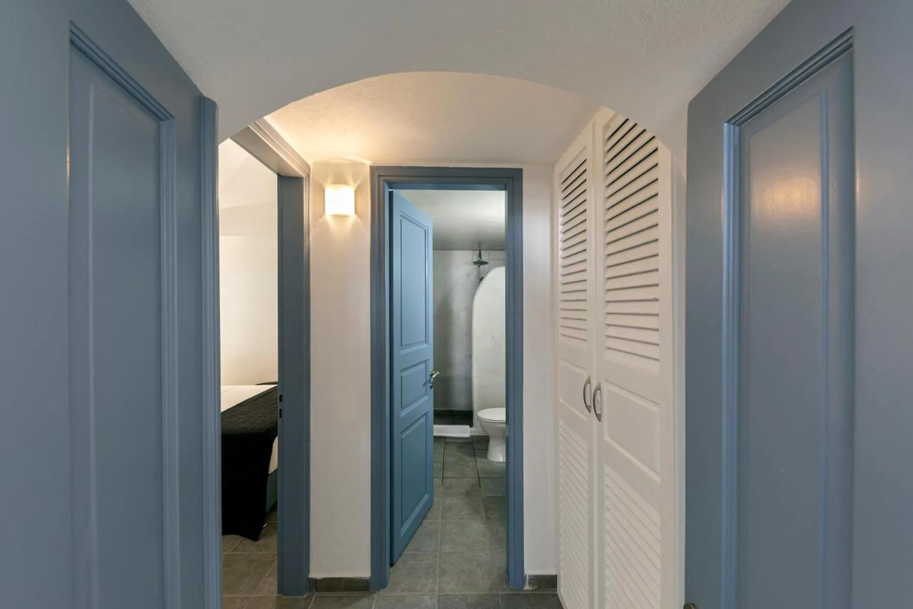 Bathroom in Caldera Senses