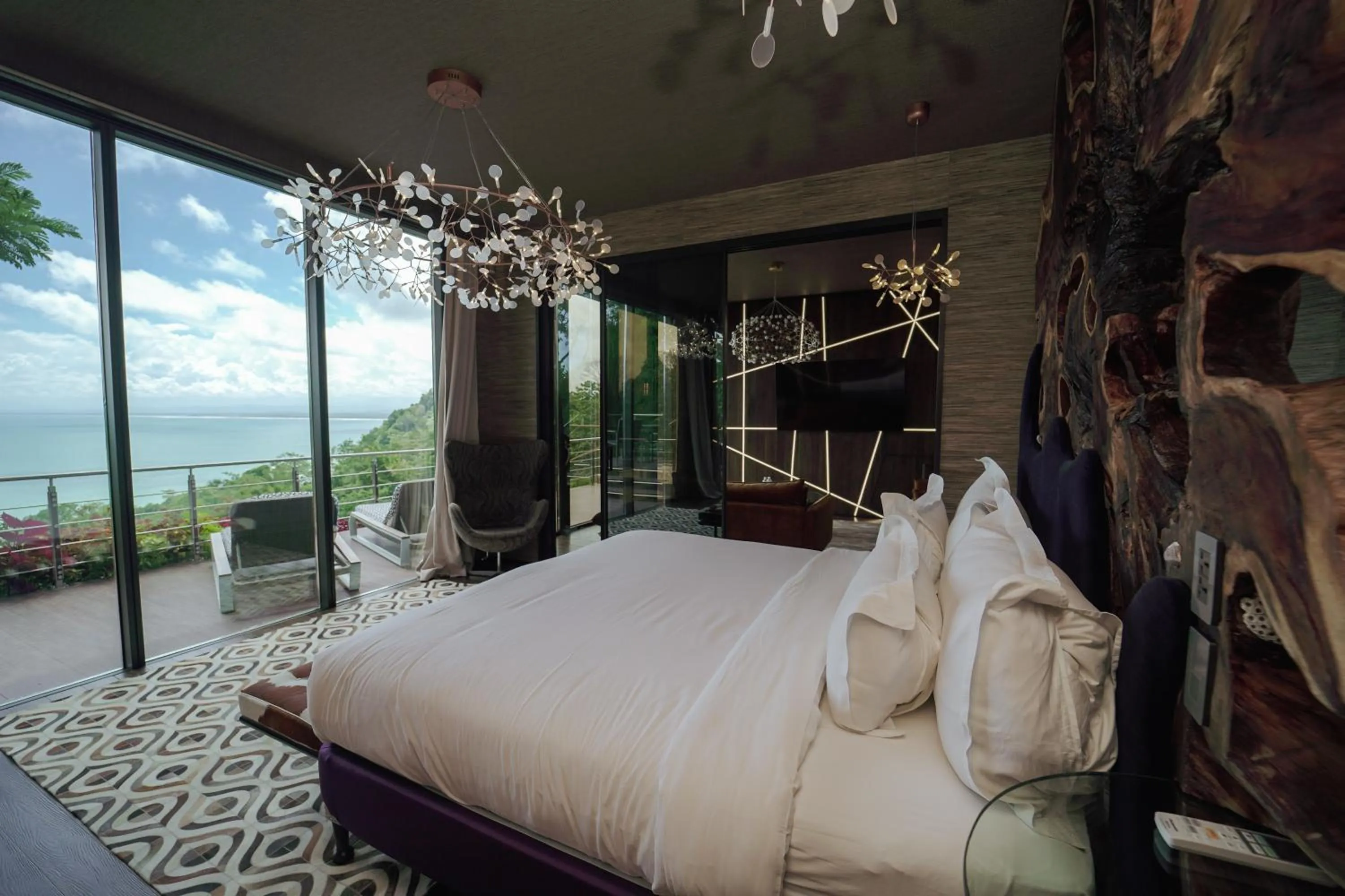 Bed in Makanda by The Sea Hotel Adults Only