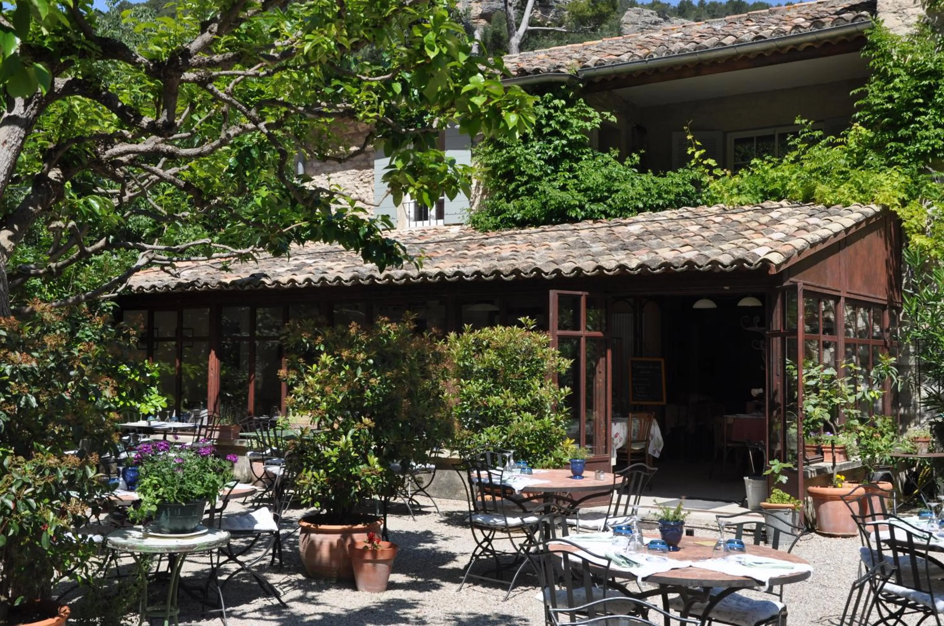 Property building in La Figuiere Fontaine de Vaucluse