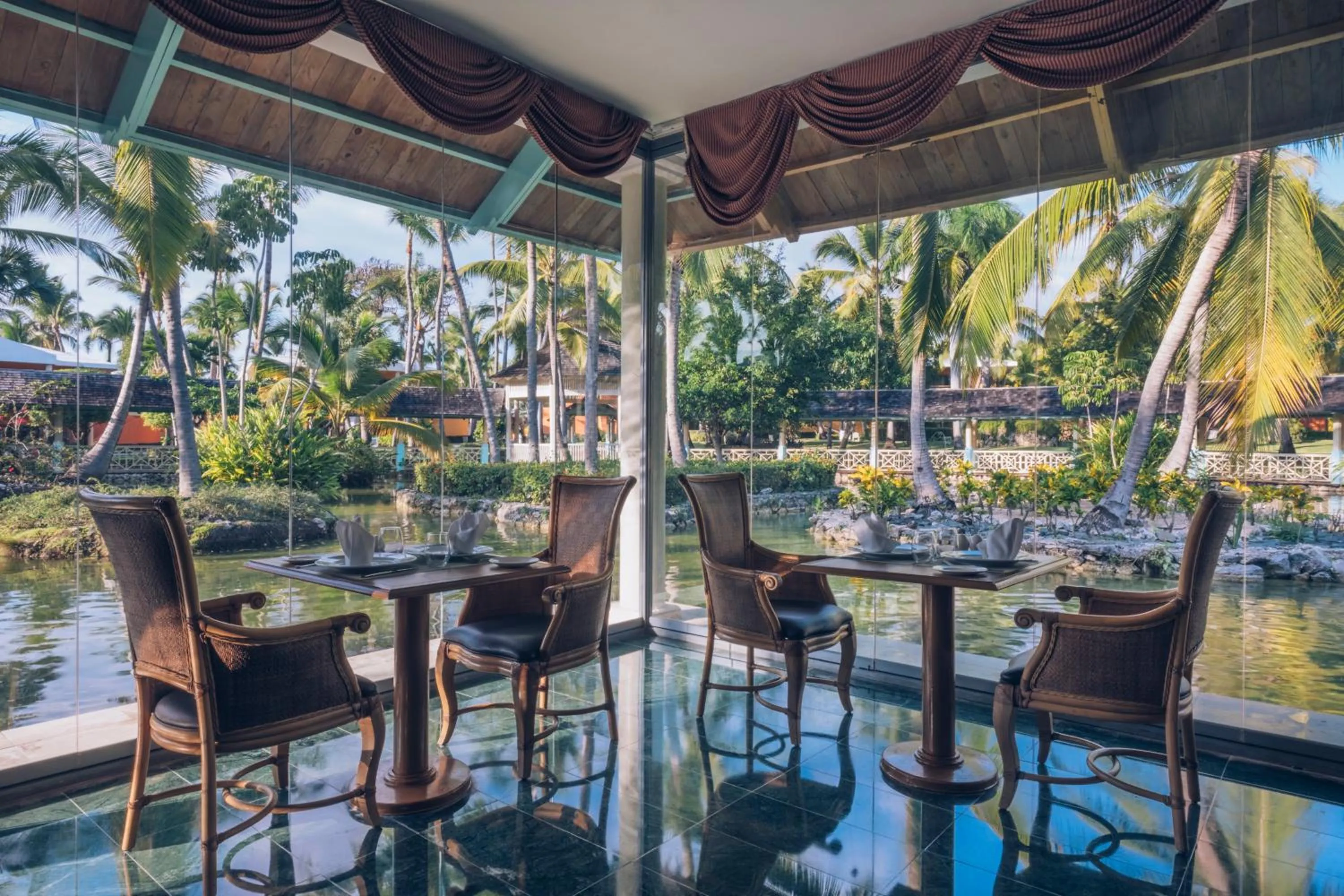 Restaurant/places to eat in Iberostar Selection Bavaro Suites - All Inclusive