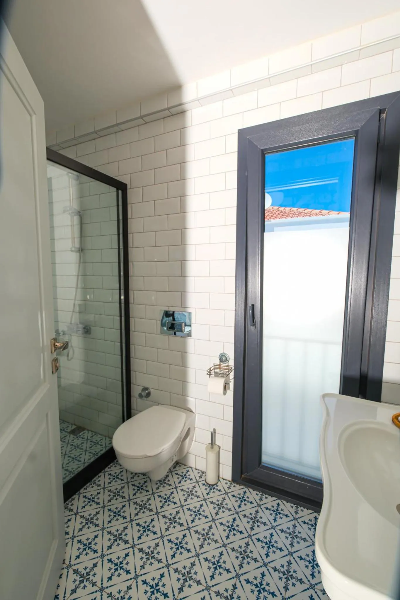 Shower in Kybele Alaçatı