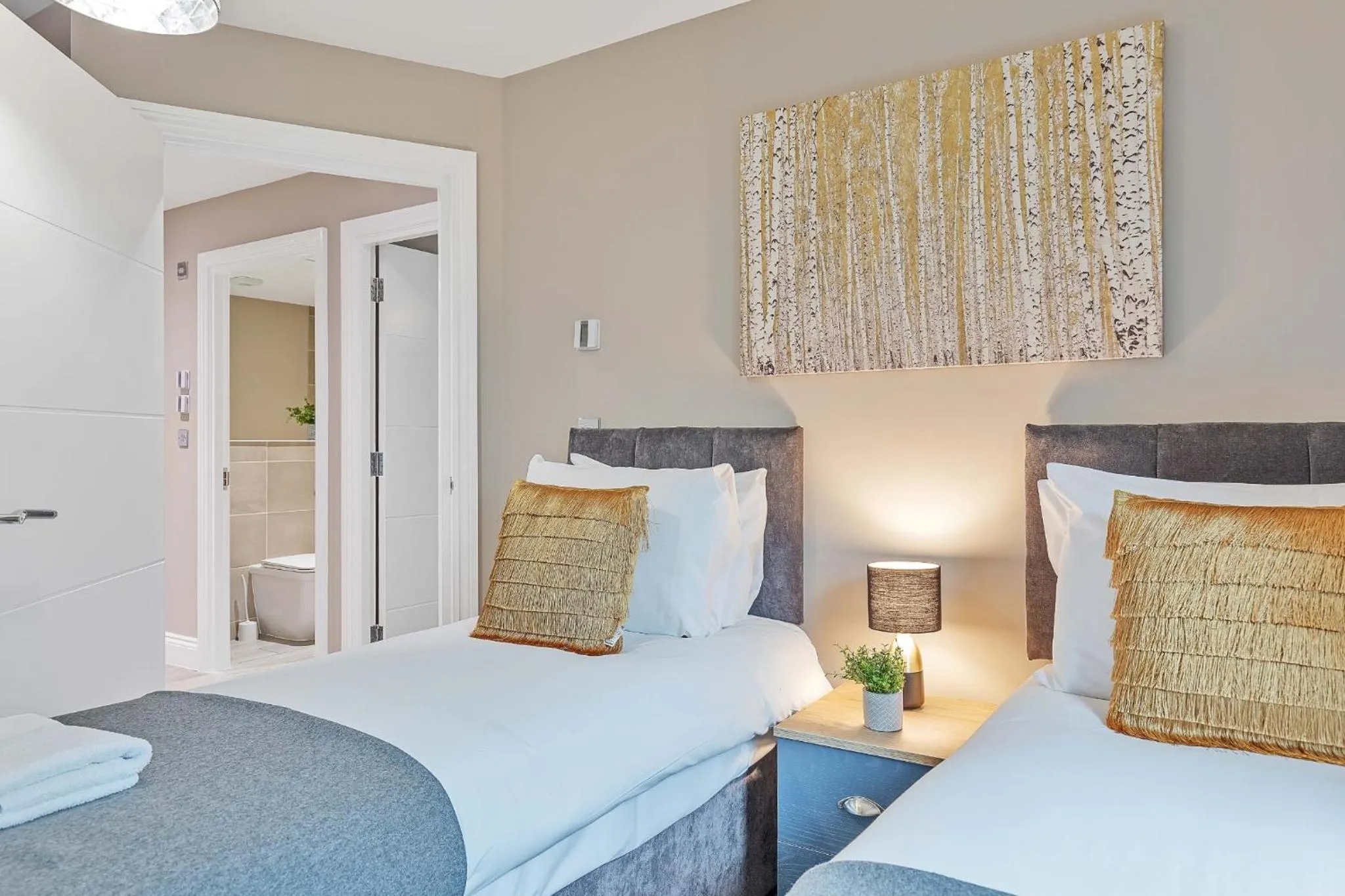 Bed in Ocean Walk - By My Getaways - Free Parking