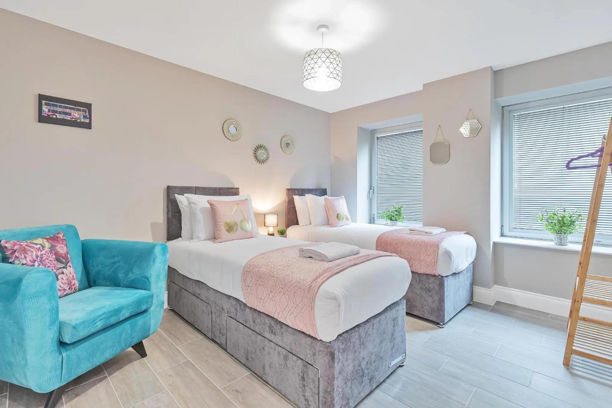 Bed in Ocean Walk - By My Getaways - Free Parking