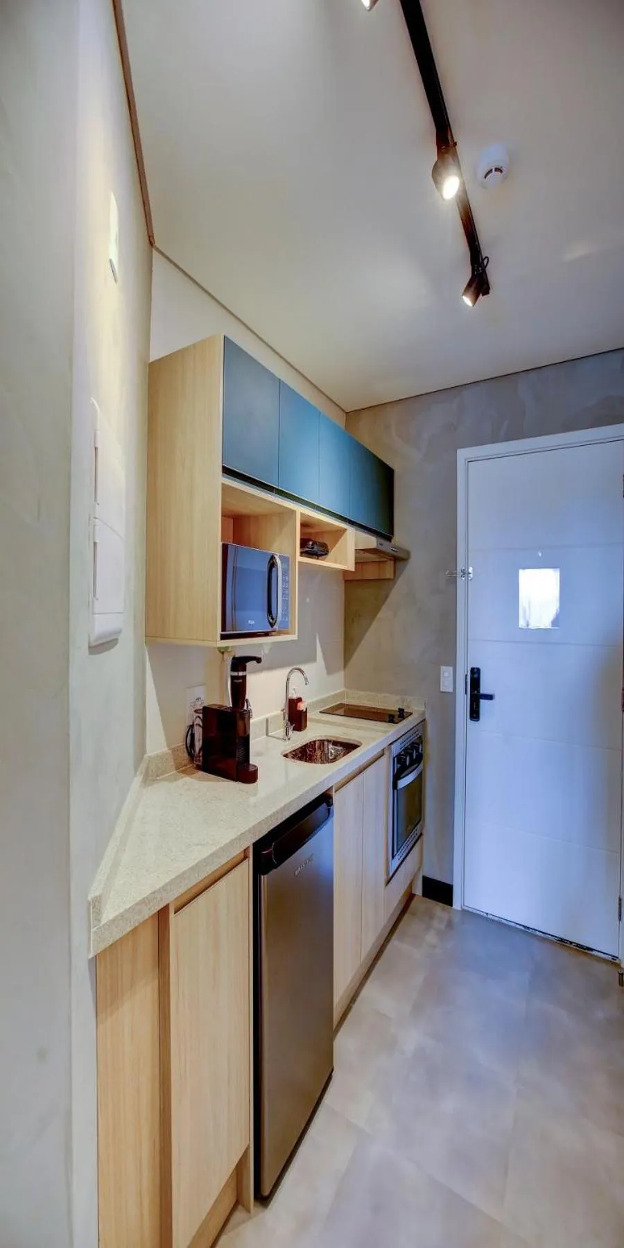 Kitchen or kitchenette in Roomo Vila Mariana Residencial