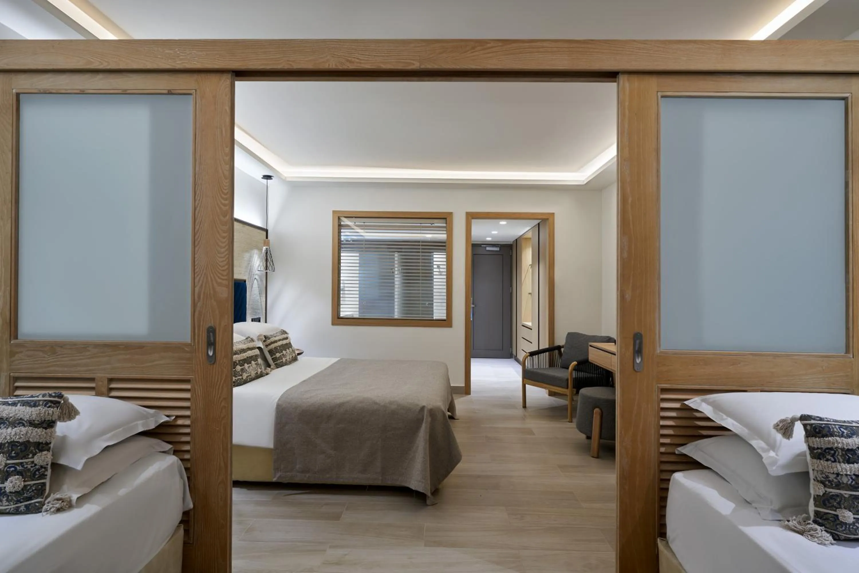 Bedroom, Bed in Atlantica Aegean Blue