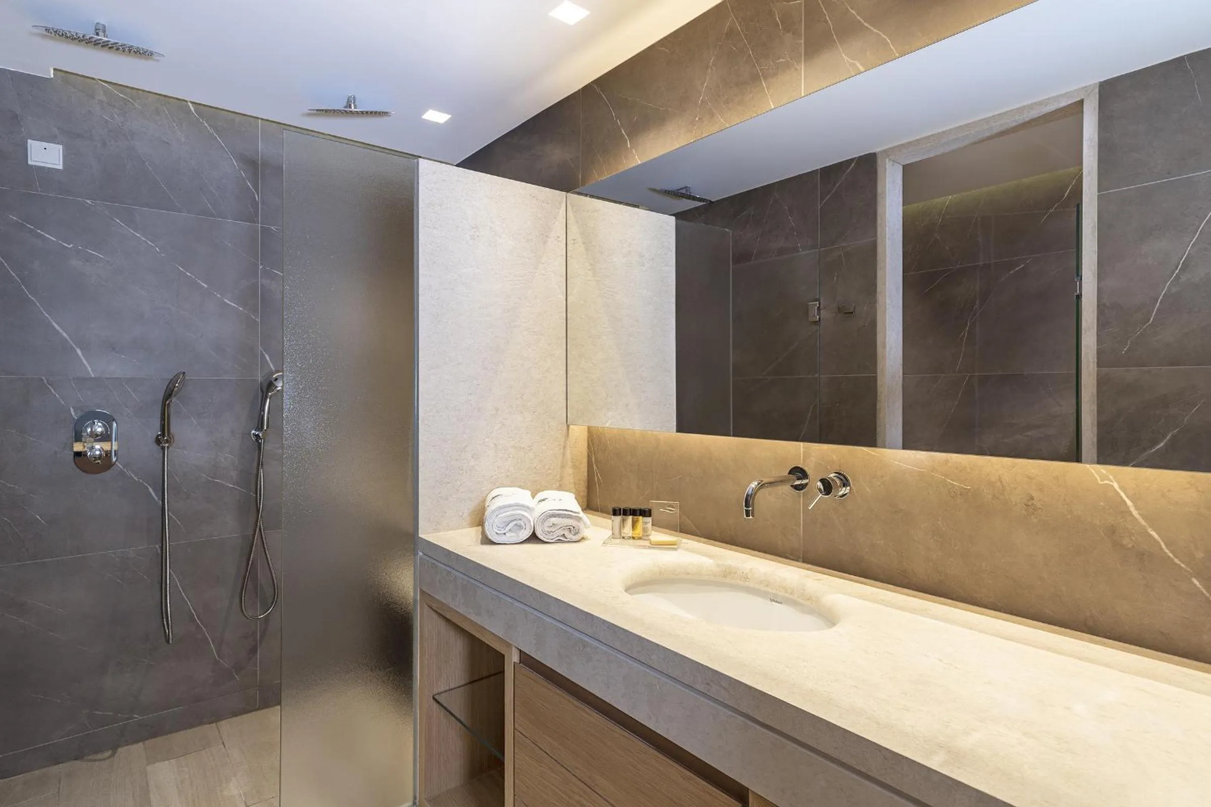 Shower in Atlantica Imperial Resort - Adults Only