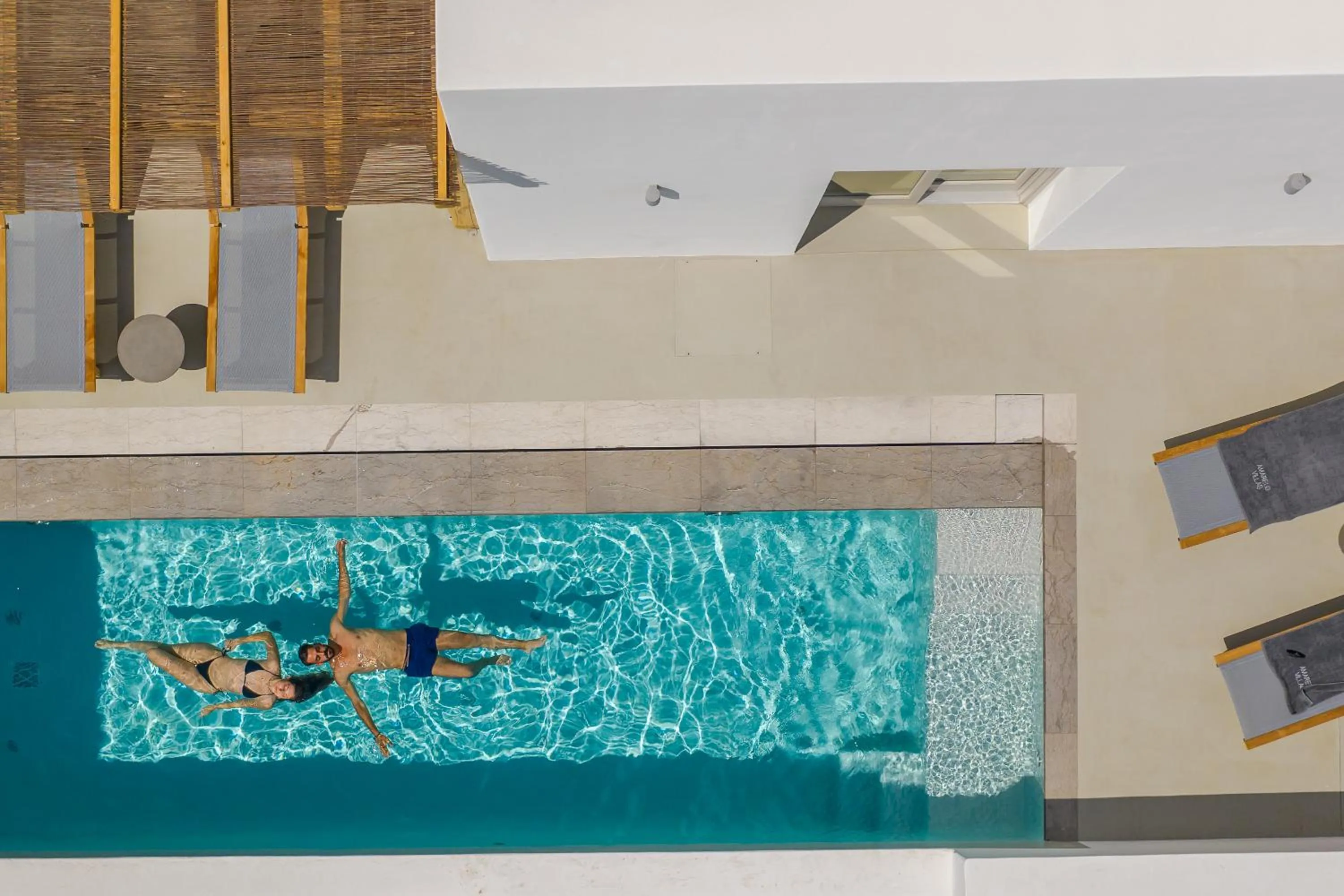 Swimming pool in Amarelo Suites