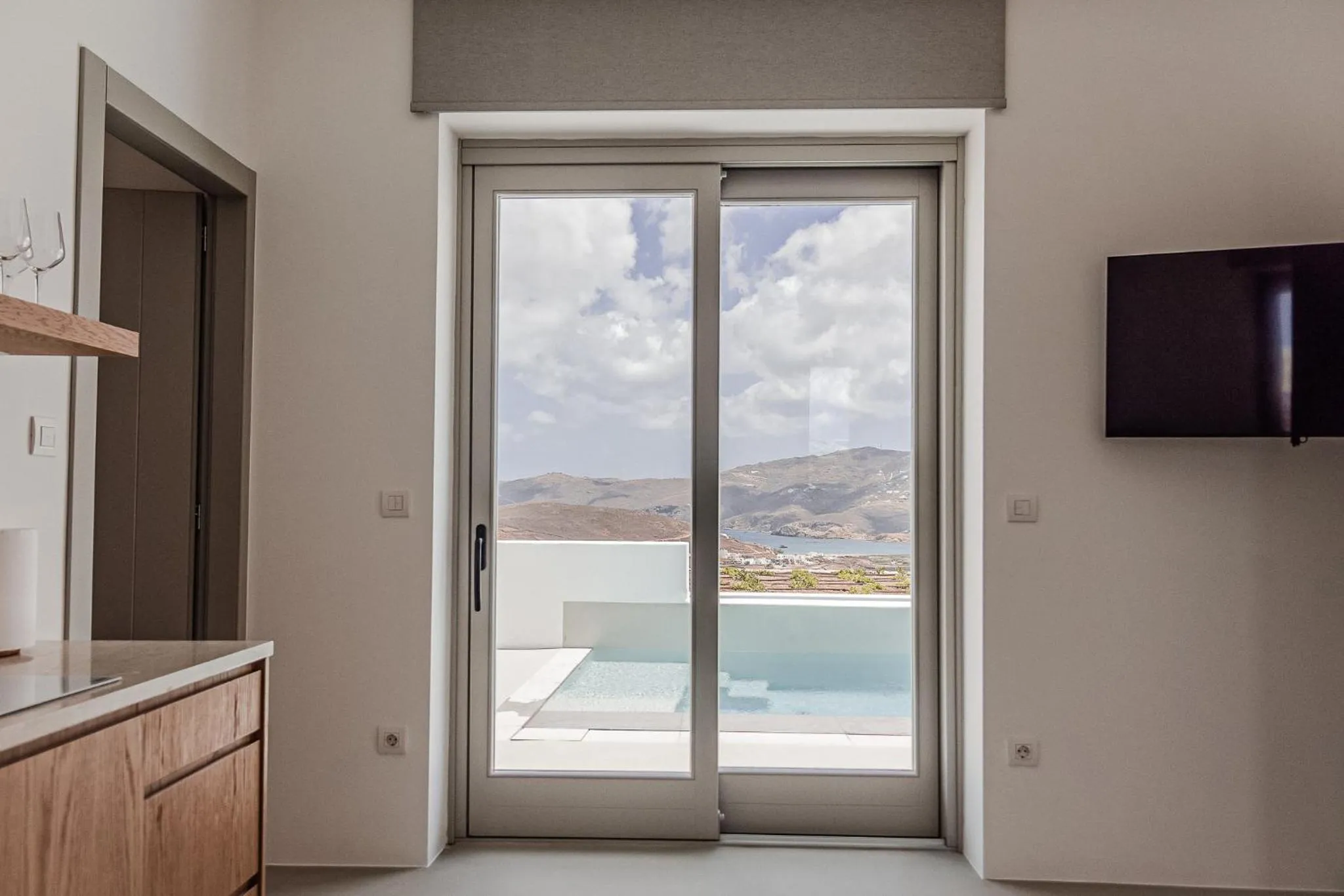 Kitchen or kitchenette in Amarelo Suites