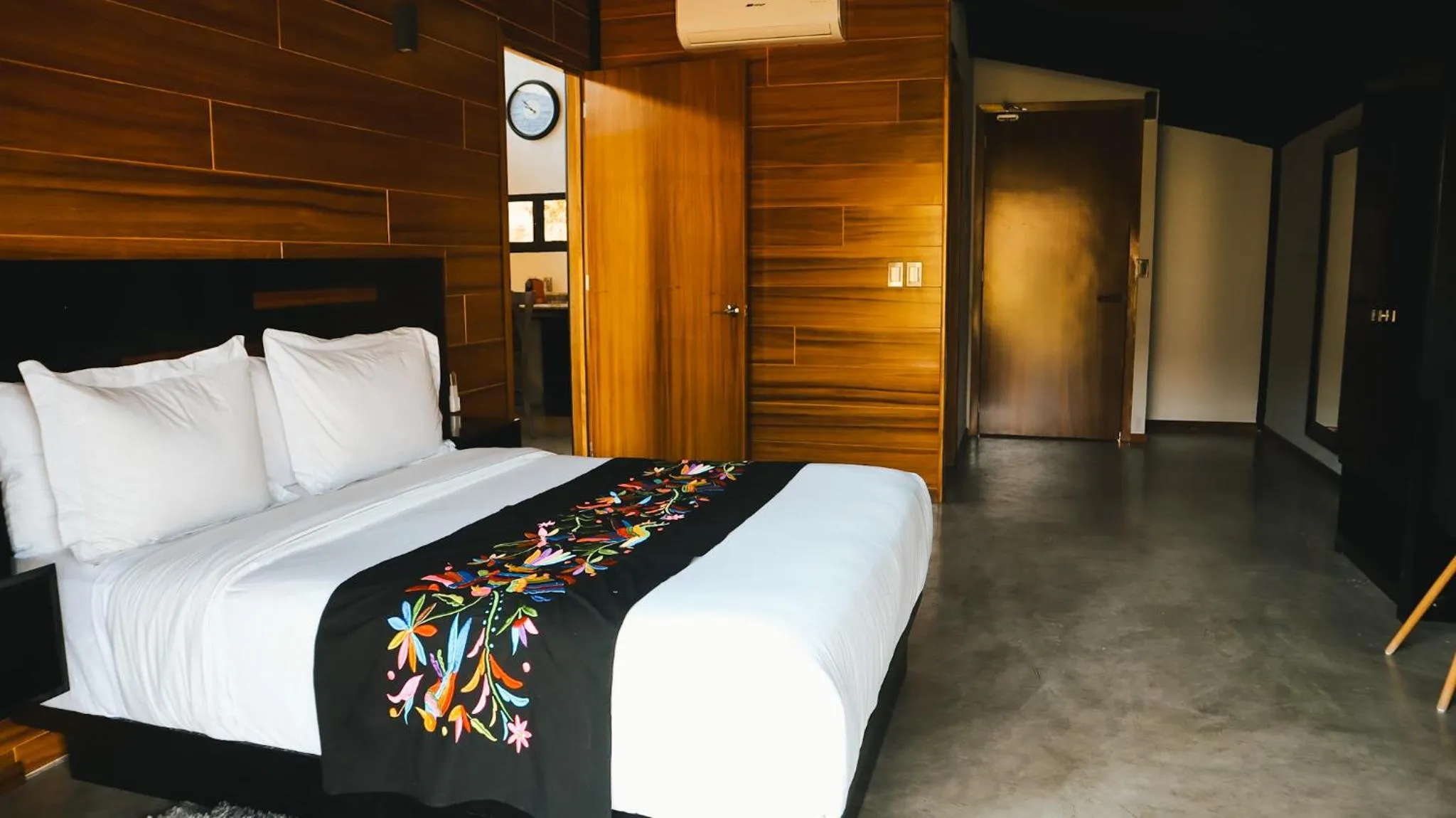 Bed in Origen75 Loft - Villas - Skypool - Viñedo, Valle de Guadalupe