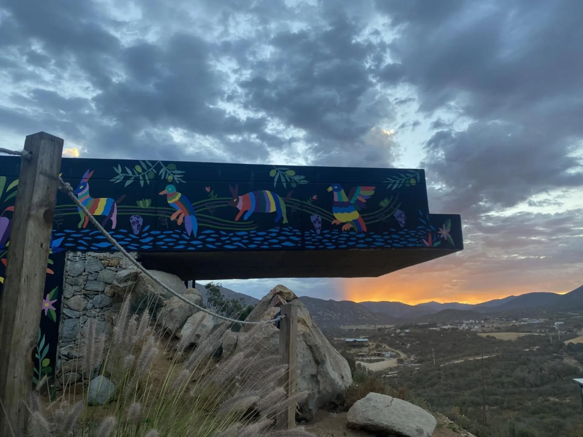 Sunrise in Origen75 Loft - Villas - Skypool - Viñedo, Valle de Guadalupe