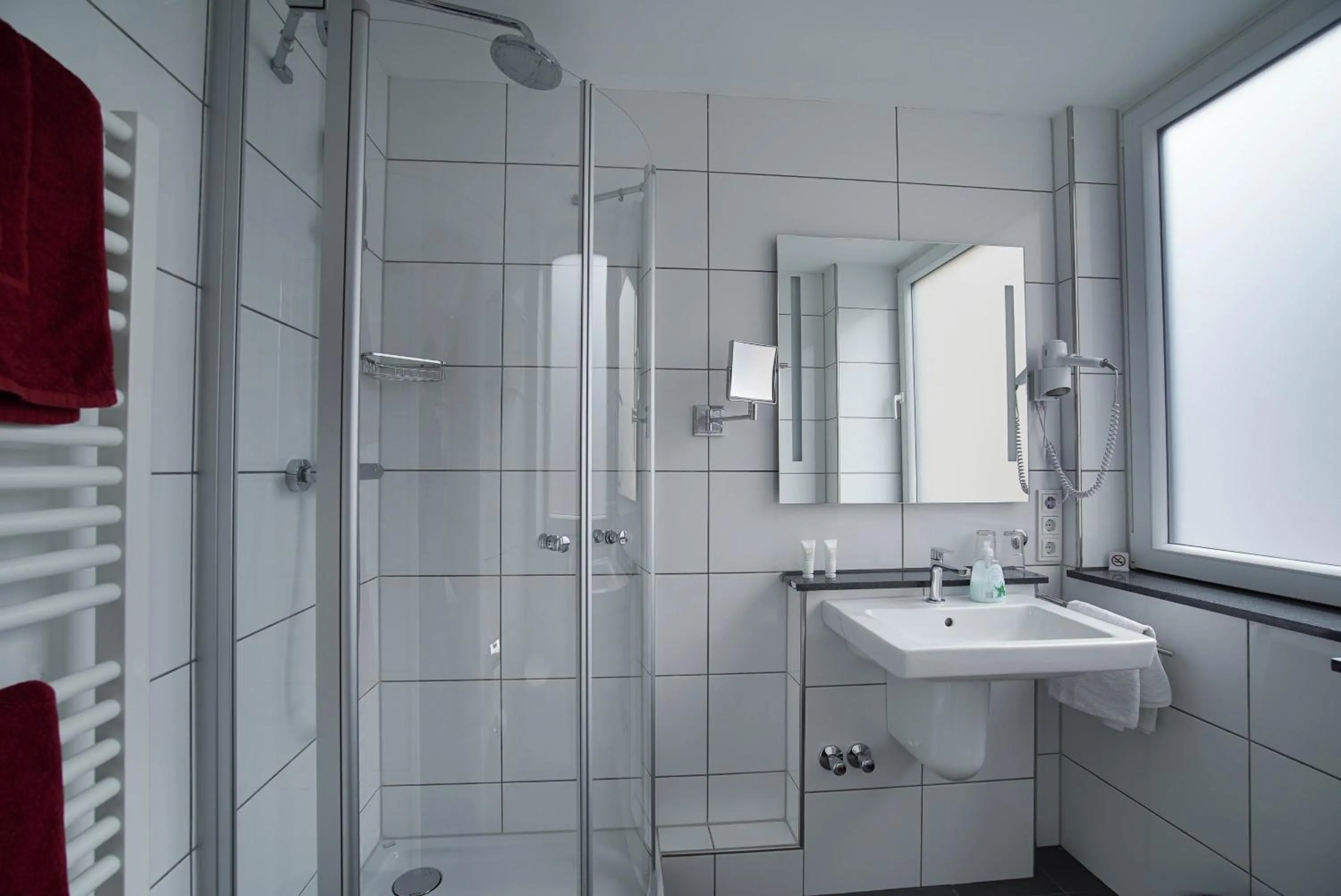 Photo of the whole room in Hotel Maxim