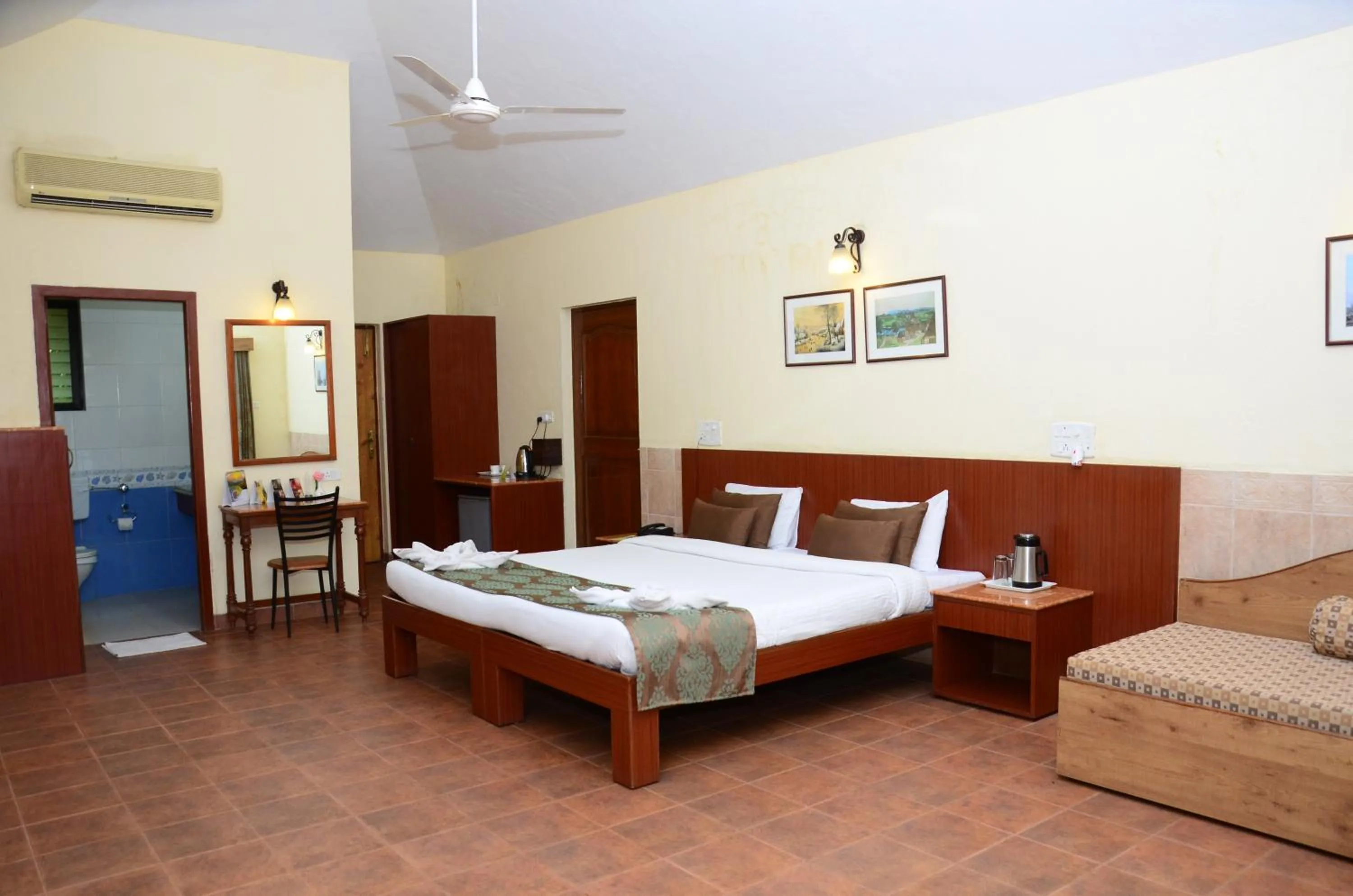 Photo of the whole room, Bed in Upper Deck Resort - Stay and Relax at the Highest Peak Lonavala