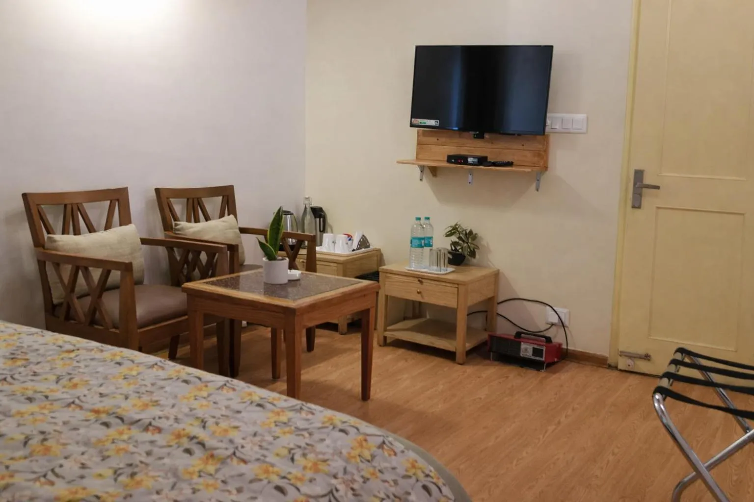 Seating area in The Pinewood, Nainital by Leisure Hotels