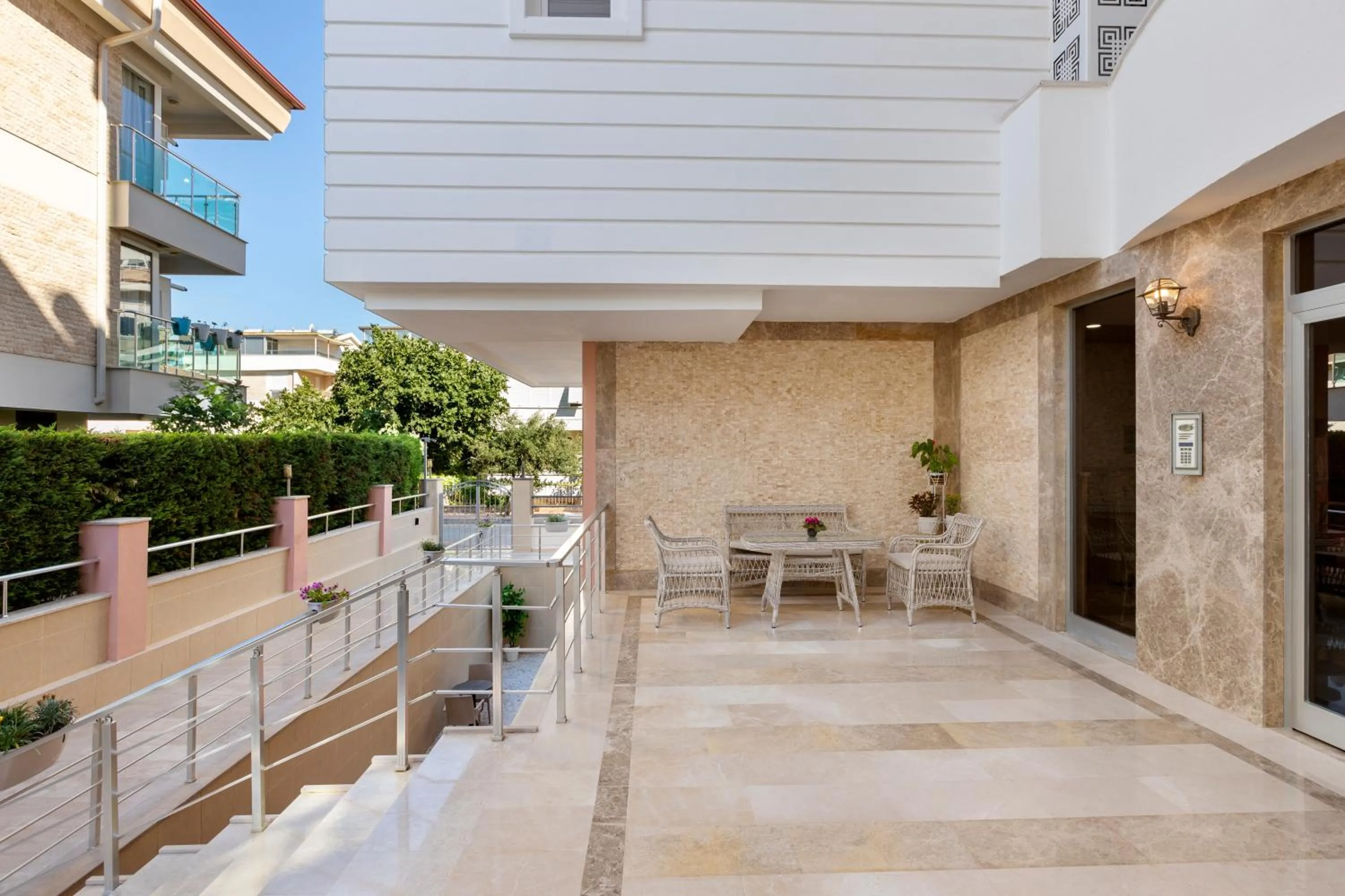 Property building in Onix Apart Hotel