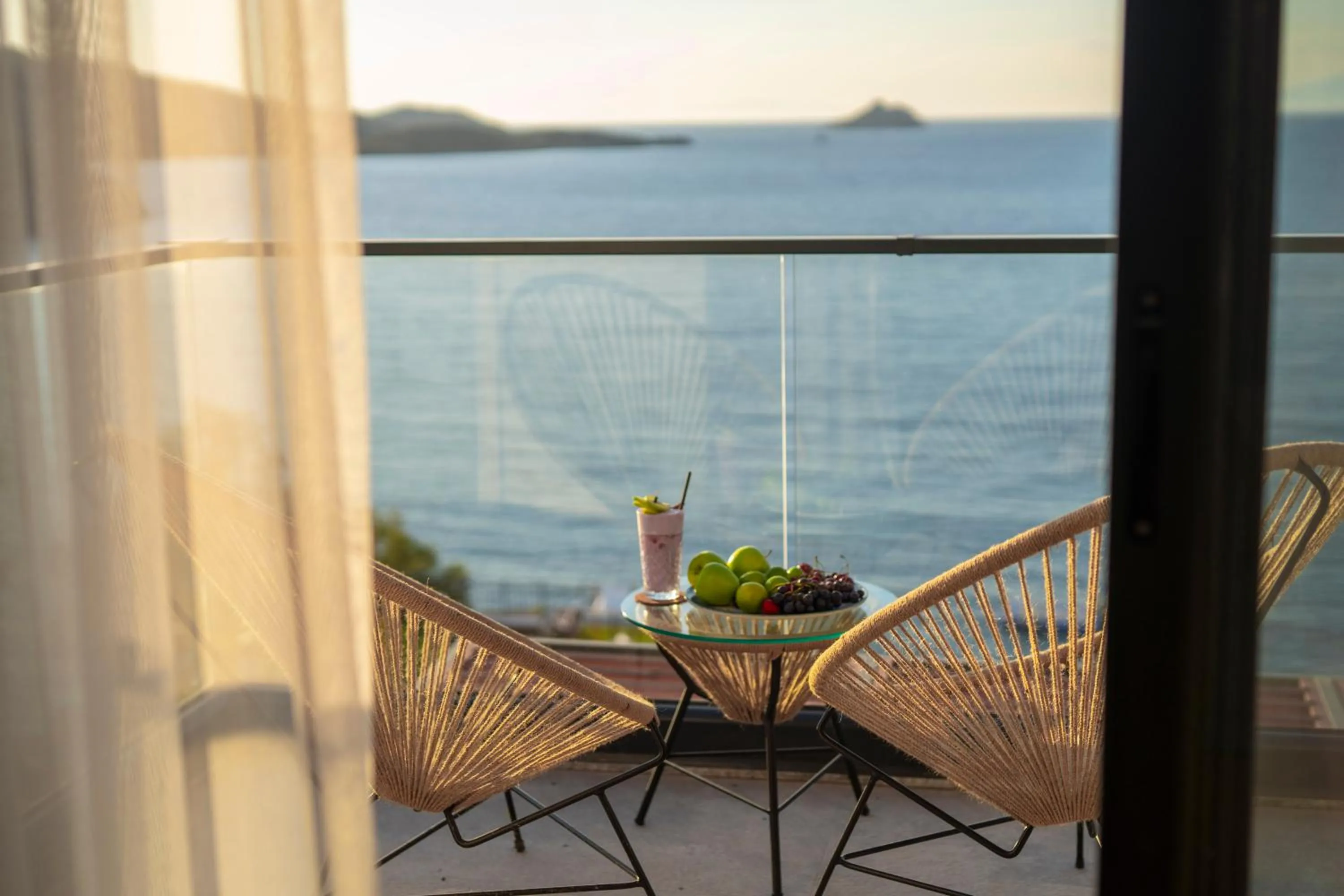 Balcony/Terrace, Sea View in niXie Hotel & Beach - Adult Only