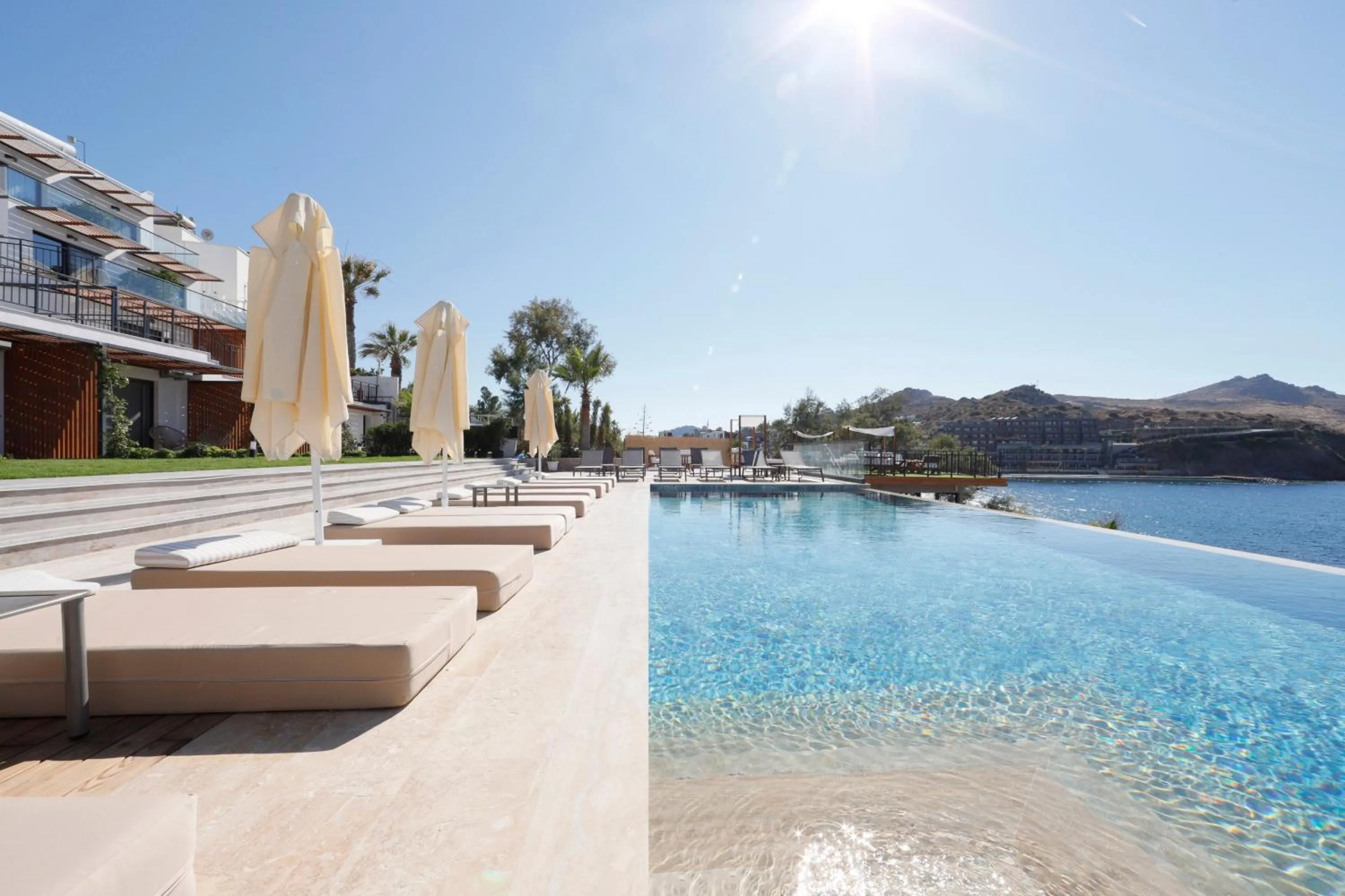 Swimming Pool in niXie Hotel & Beach - Adult Only