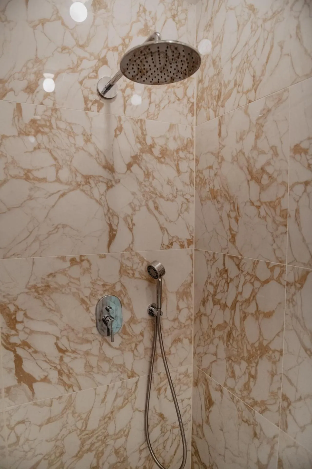 Bathroom in Hotel Schloss Teutschenthal