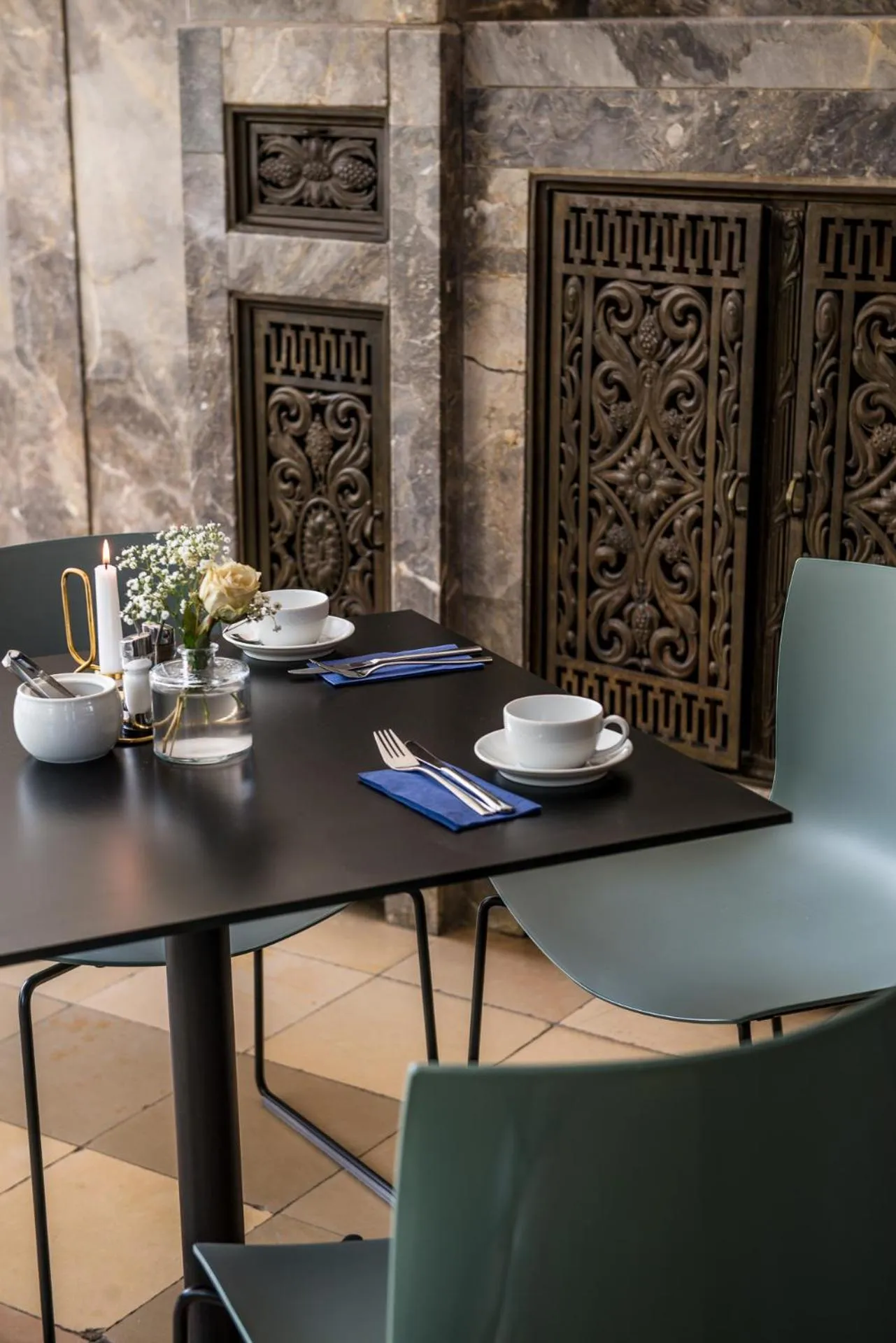 Dining area in Hotel Schloss Teutschenthal