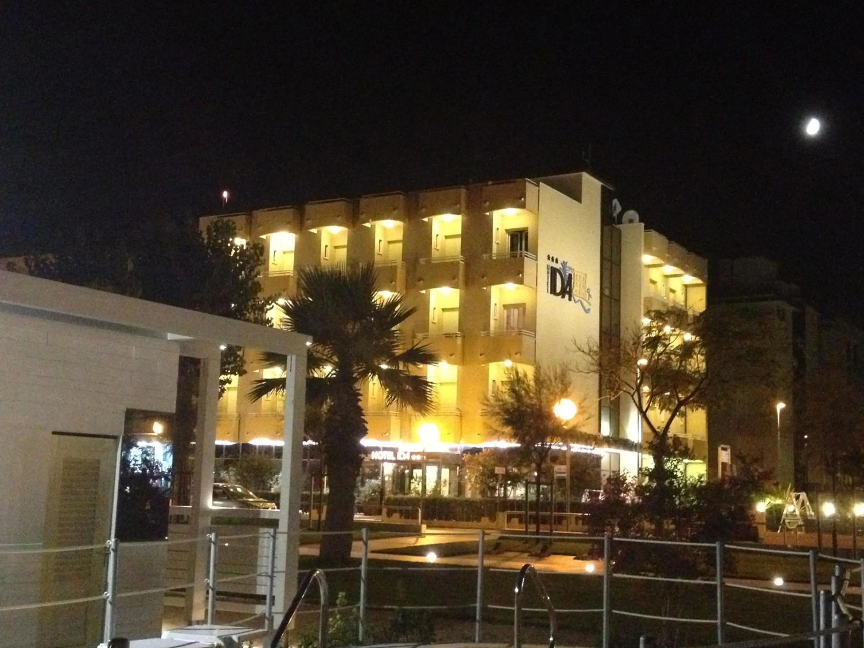 Property building in Hotel Ida