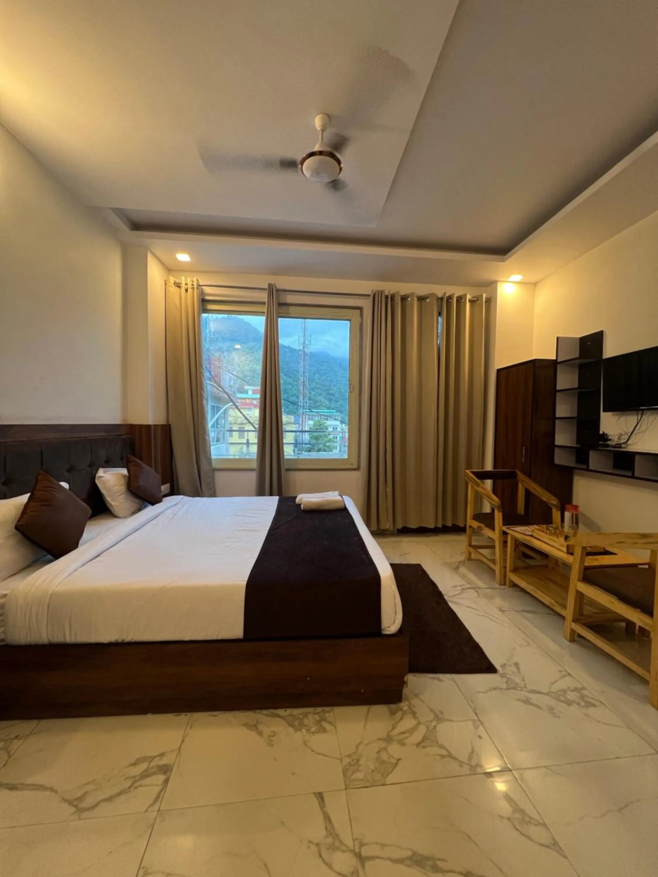 Bed in The Royal Galaxy