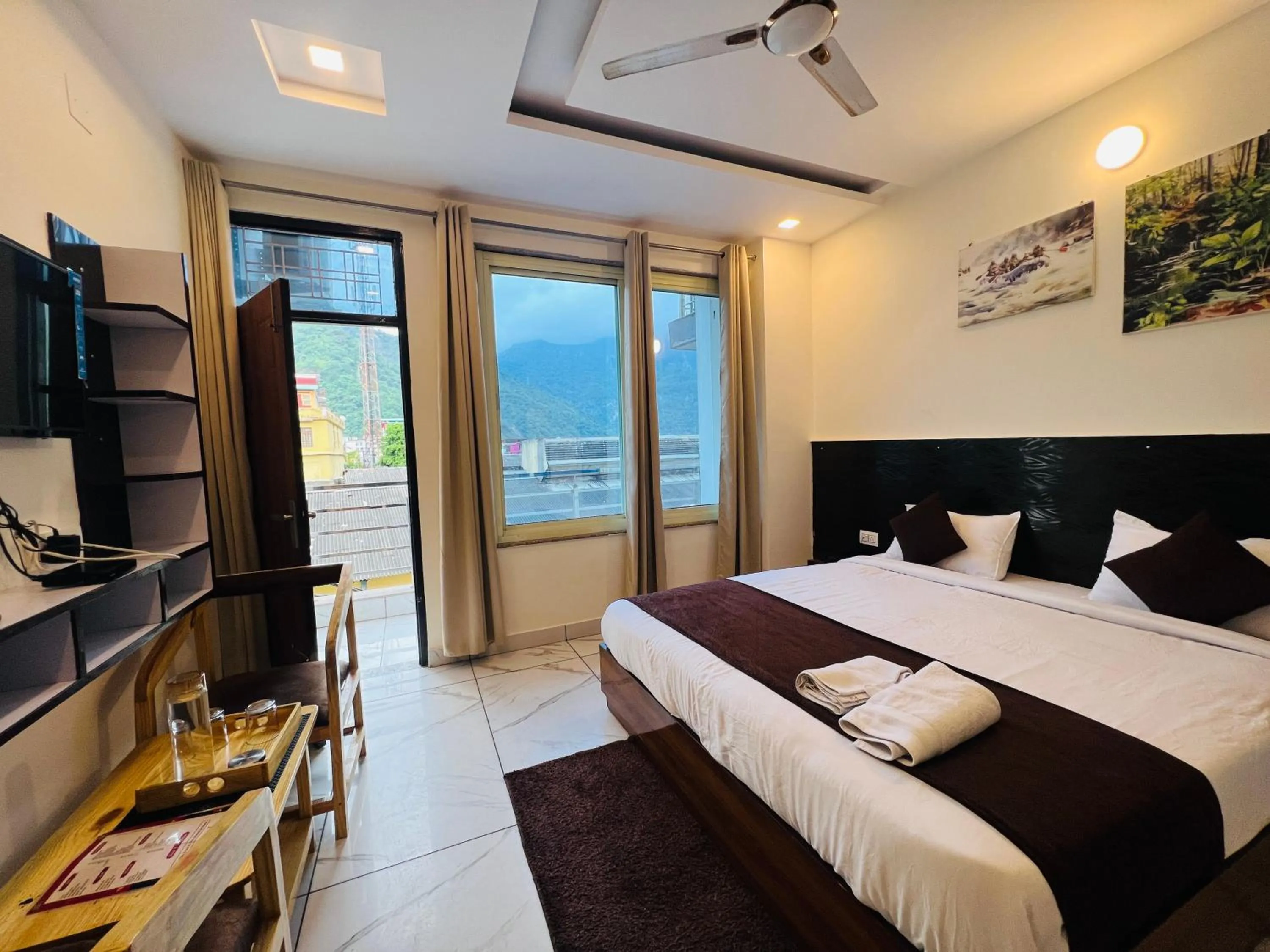 Bed in The Royal Galaxy