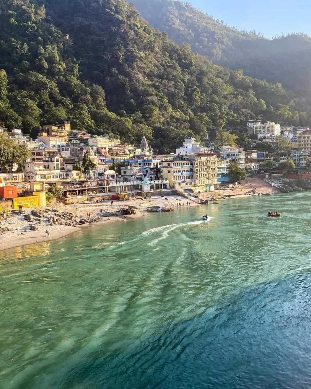 Nearby landmark in The Royal Galaxy