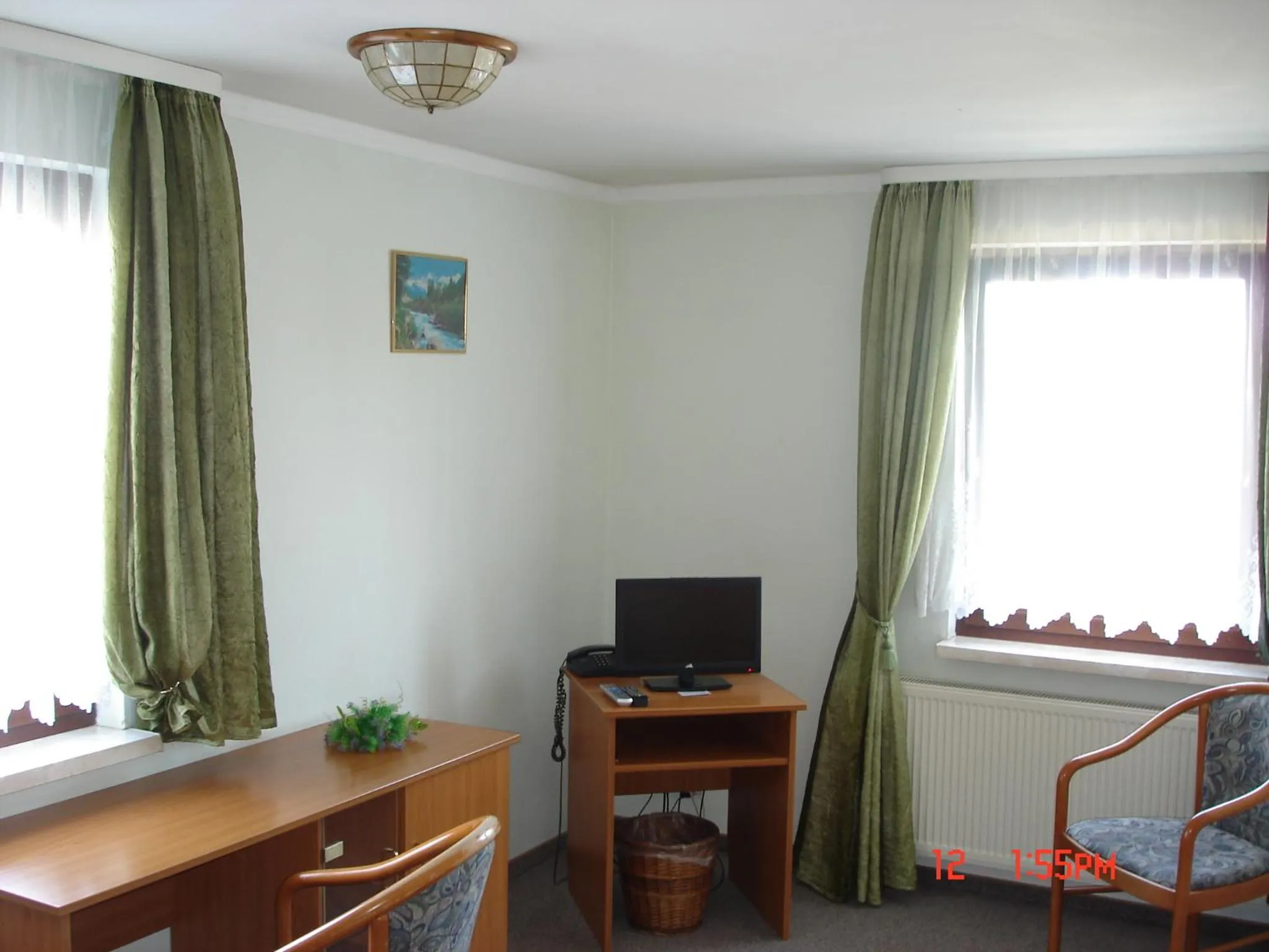 Photo of the whole room in Pension zum Schwanenteich