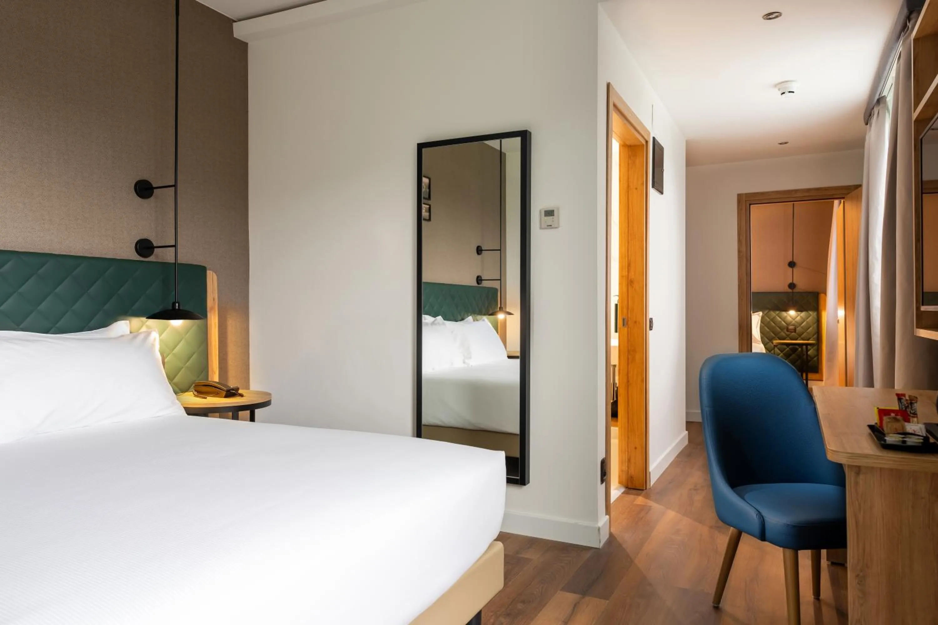 Bedroom, Bed in Hilton Garden Inn Milan Malpensa