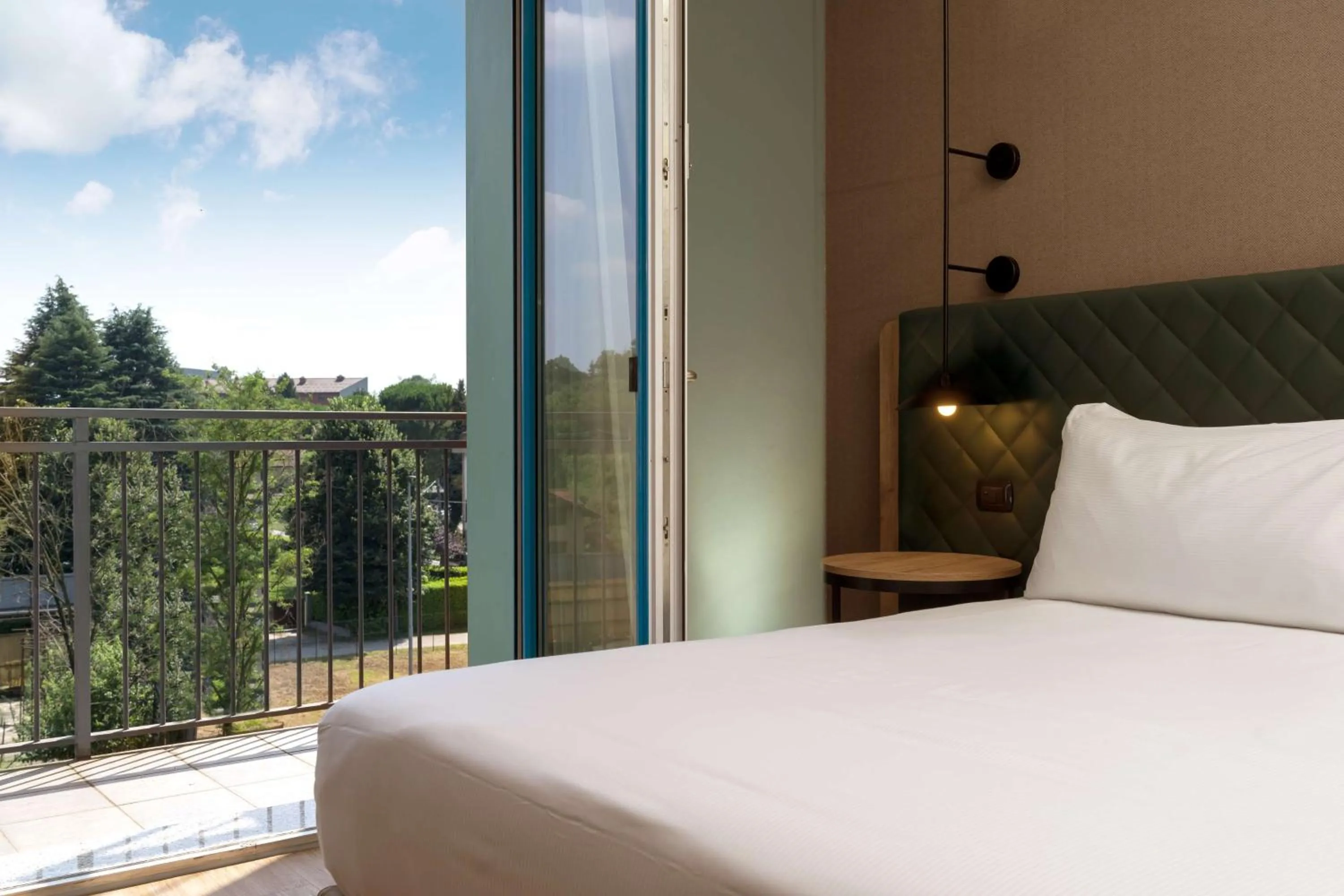 Bed in Hilton Garden Inn Milan Malpensa