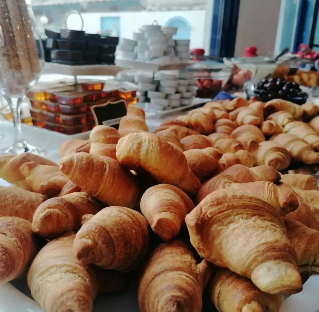 Breakfast in PIERIA MARE