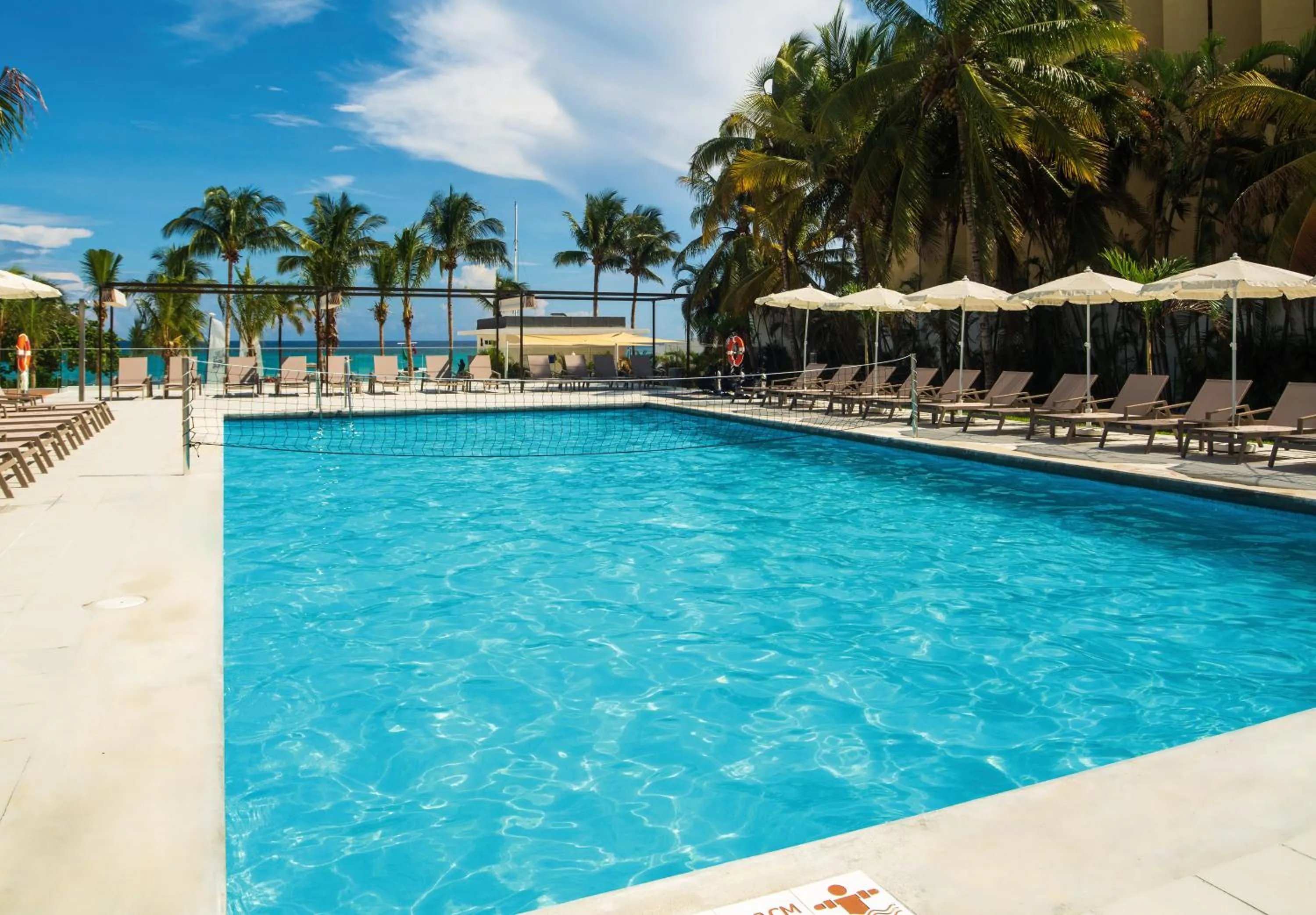 Swimming pool in Riu Ocho Rios - All Inclusive