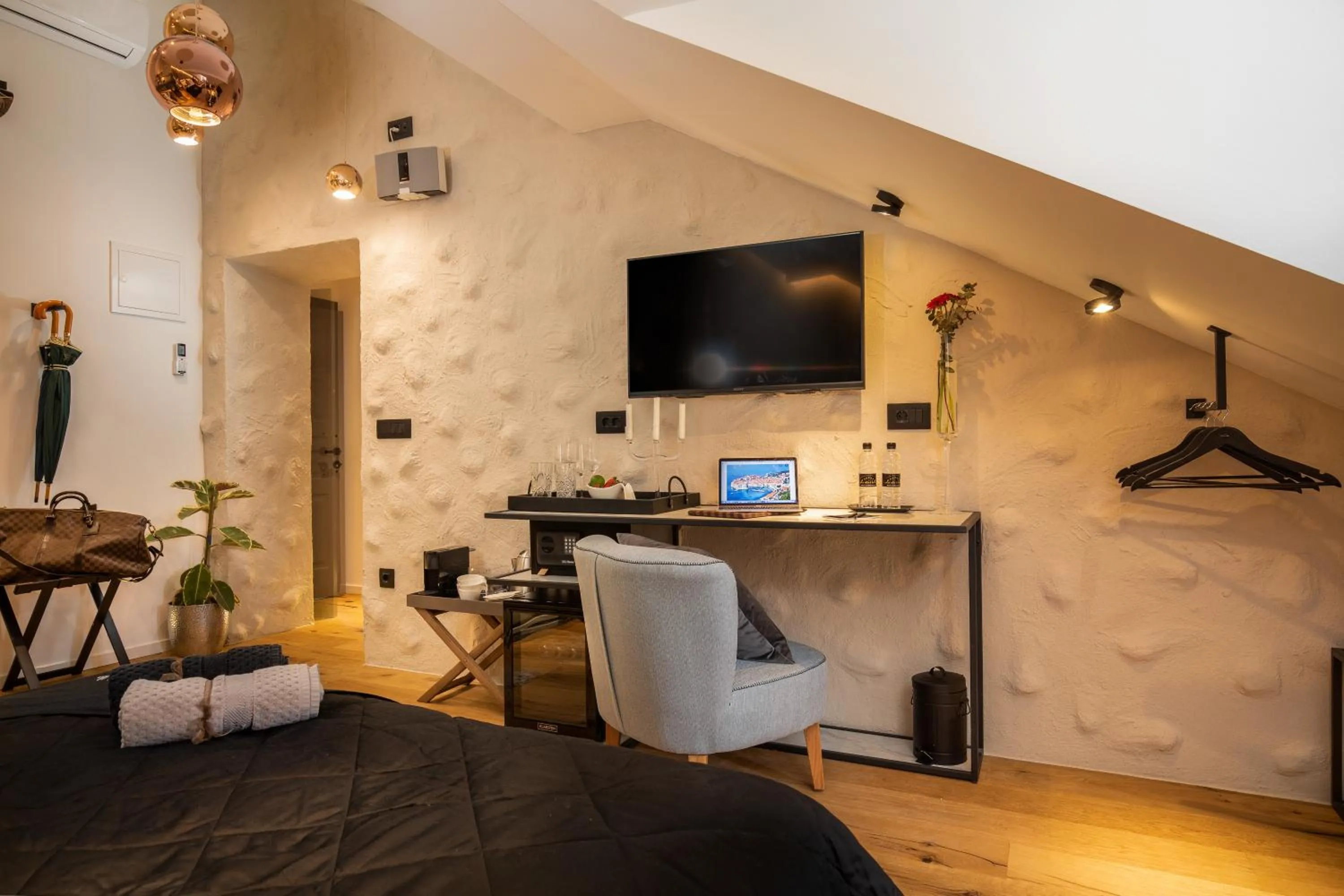 Bedroom in La Vita e Bella V