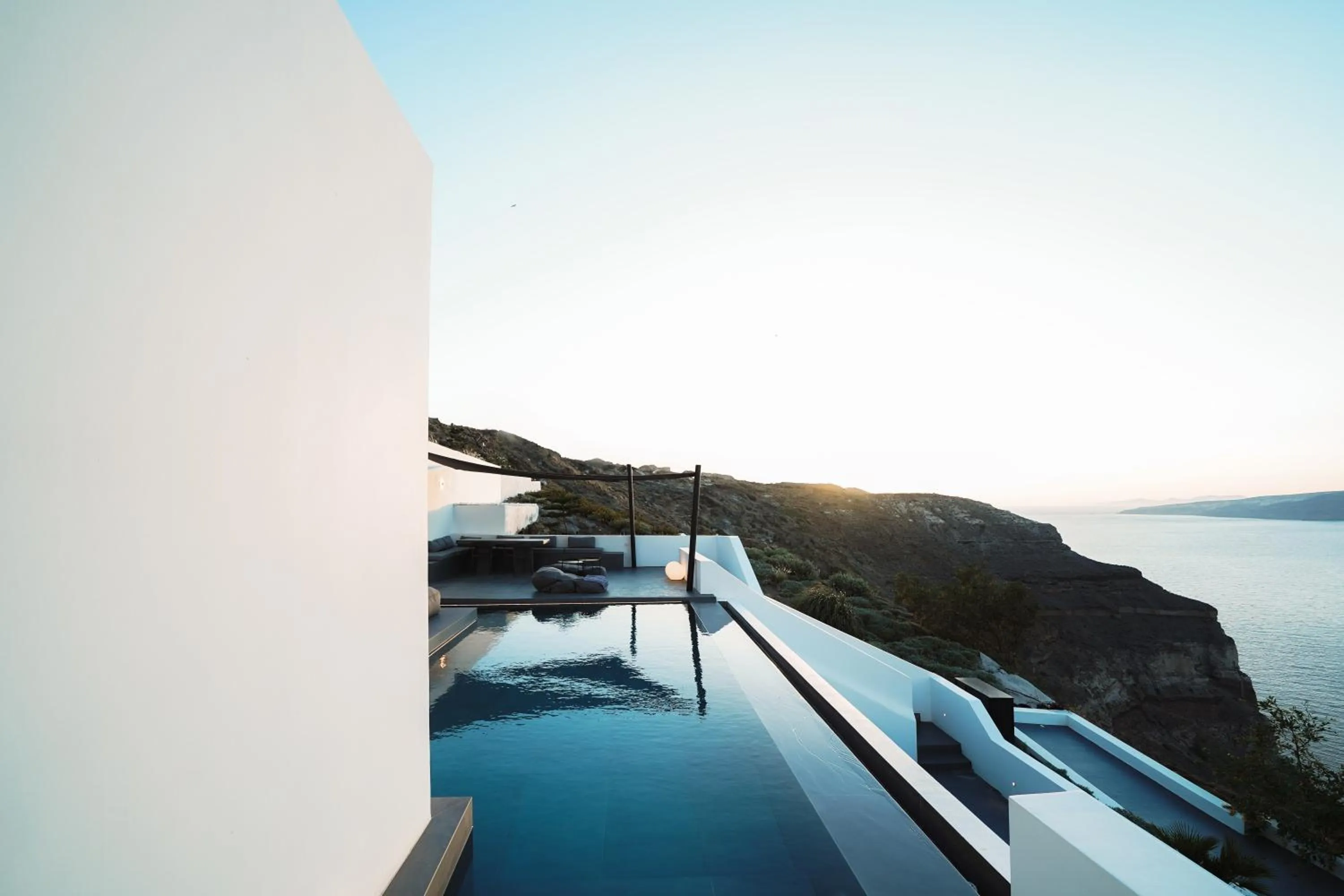 Pool view in Santonero