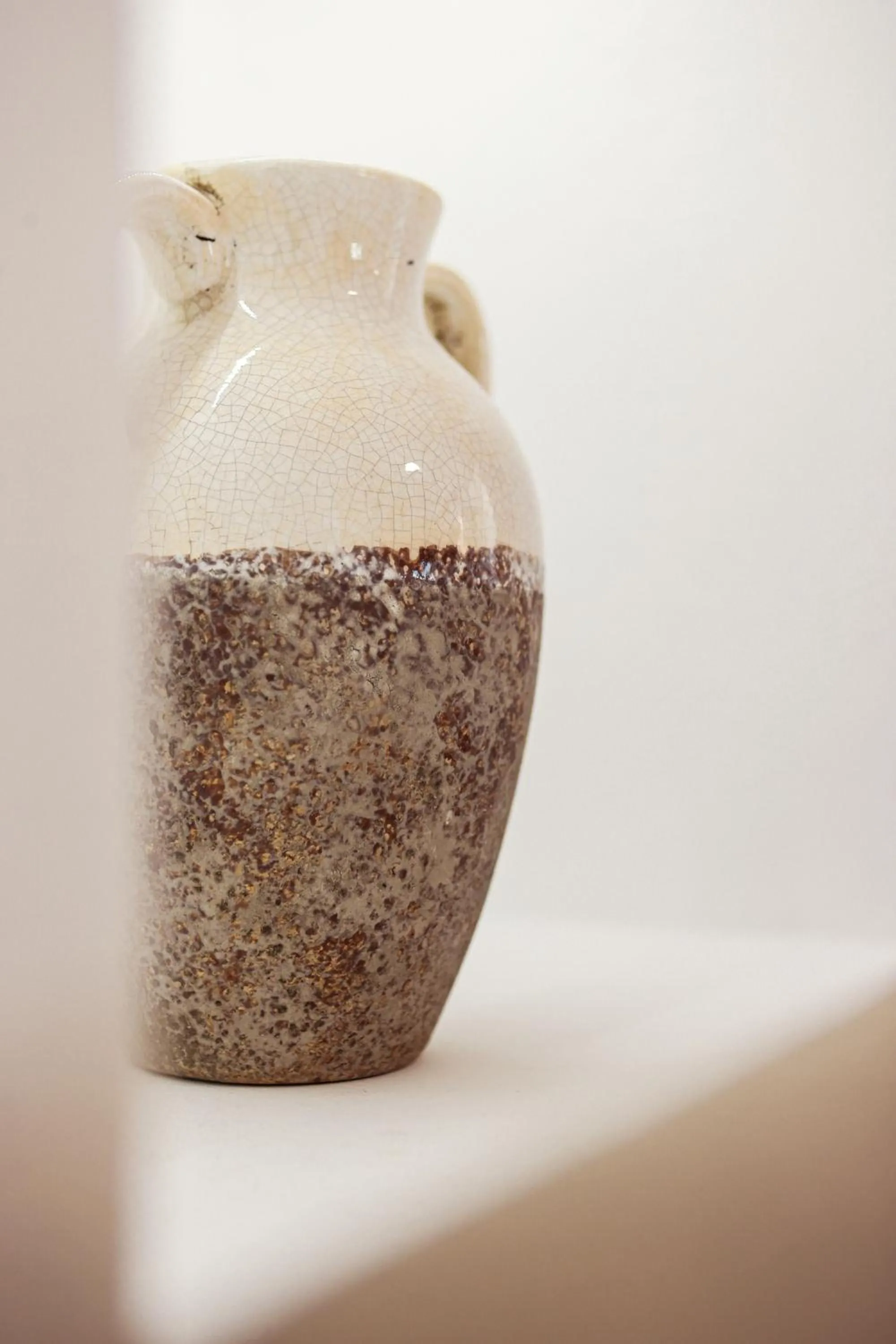 Decorative detail in Whitelist Maisonette I and II in Mykonos Town