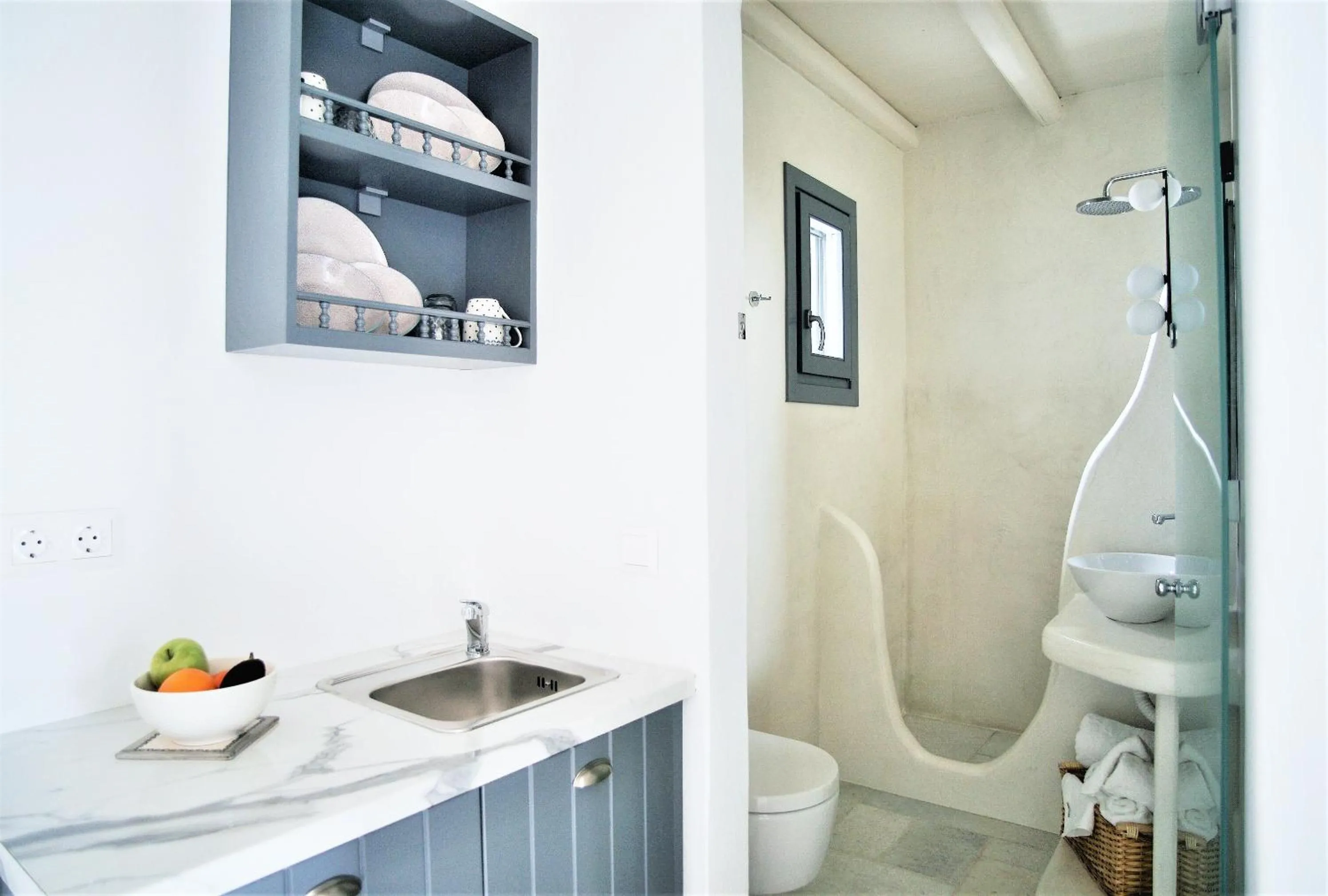 Kitchen or kitchenette in Krotiri View Paros