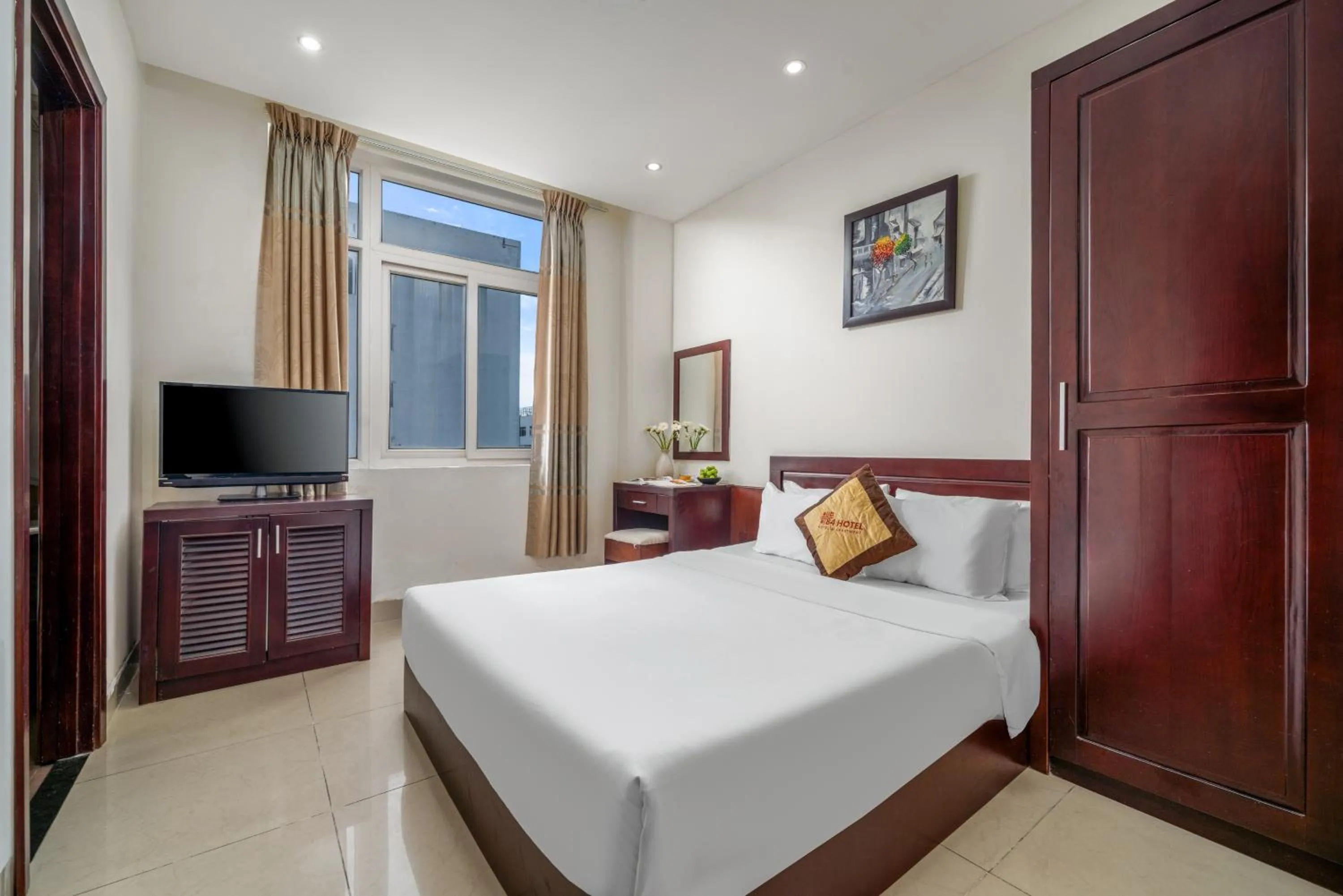 Bedroom, Bed in Sunview Beach Hotel Danang