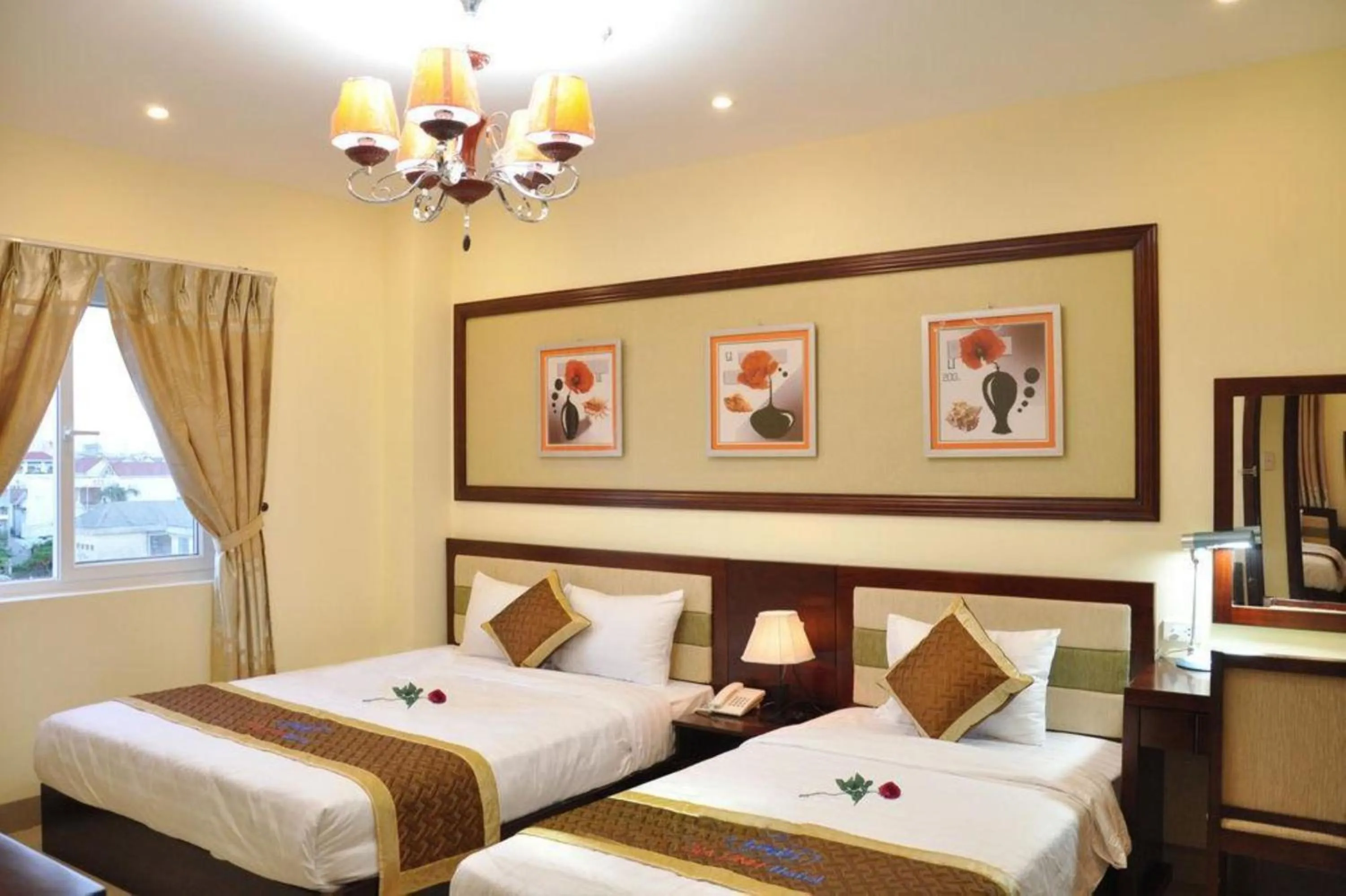 Bedroom, Bed in Sunview Beach Hotel Danang