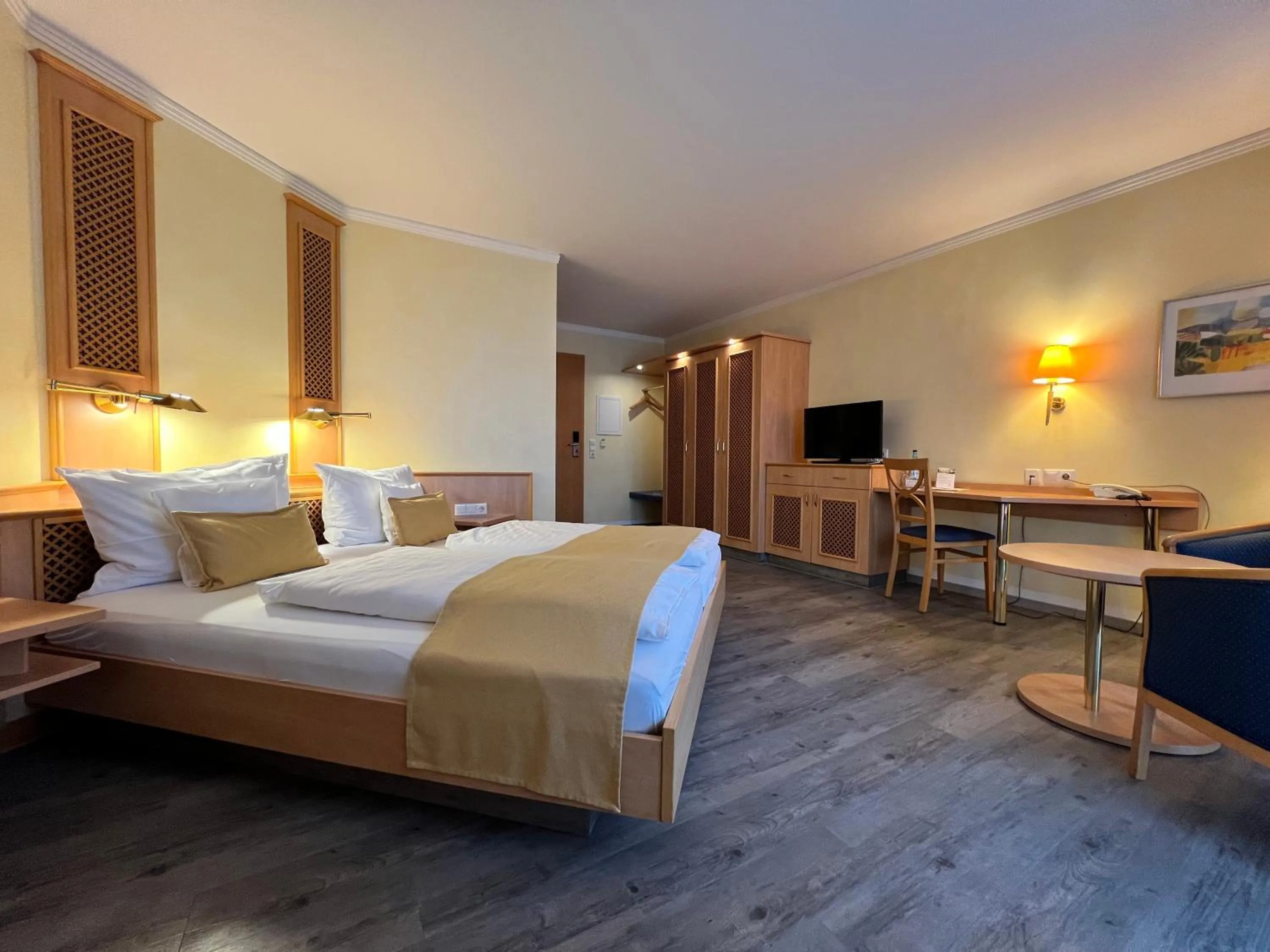 Bed in PANORAMA Hotel Heimbuchenthal