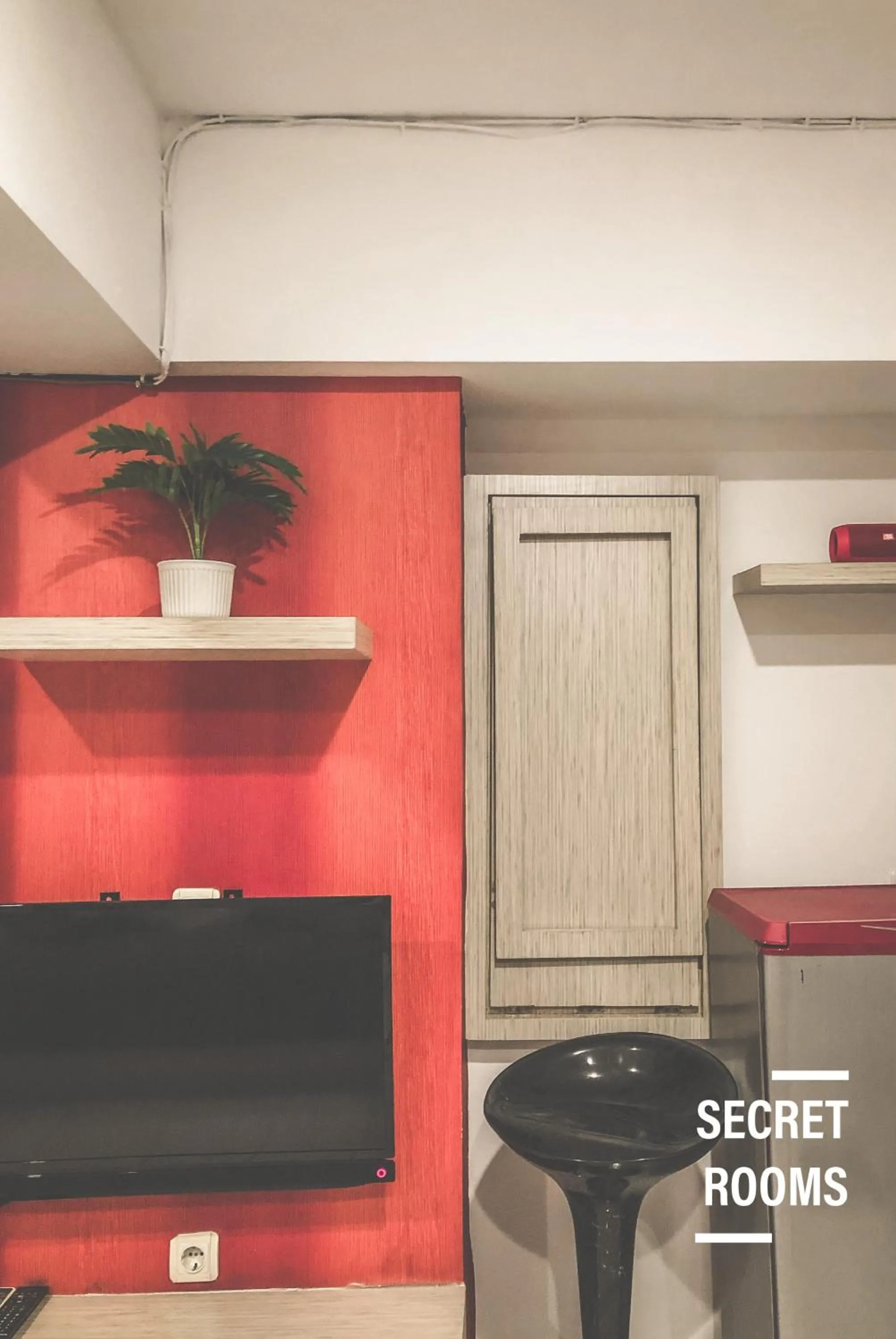 Bedroom in The Jarrdin Apartement by Secret Rooms