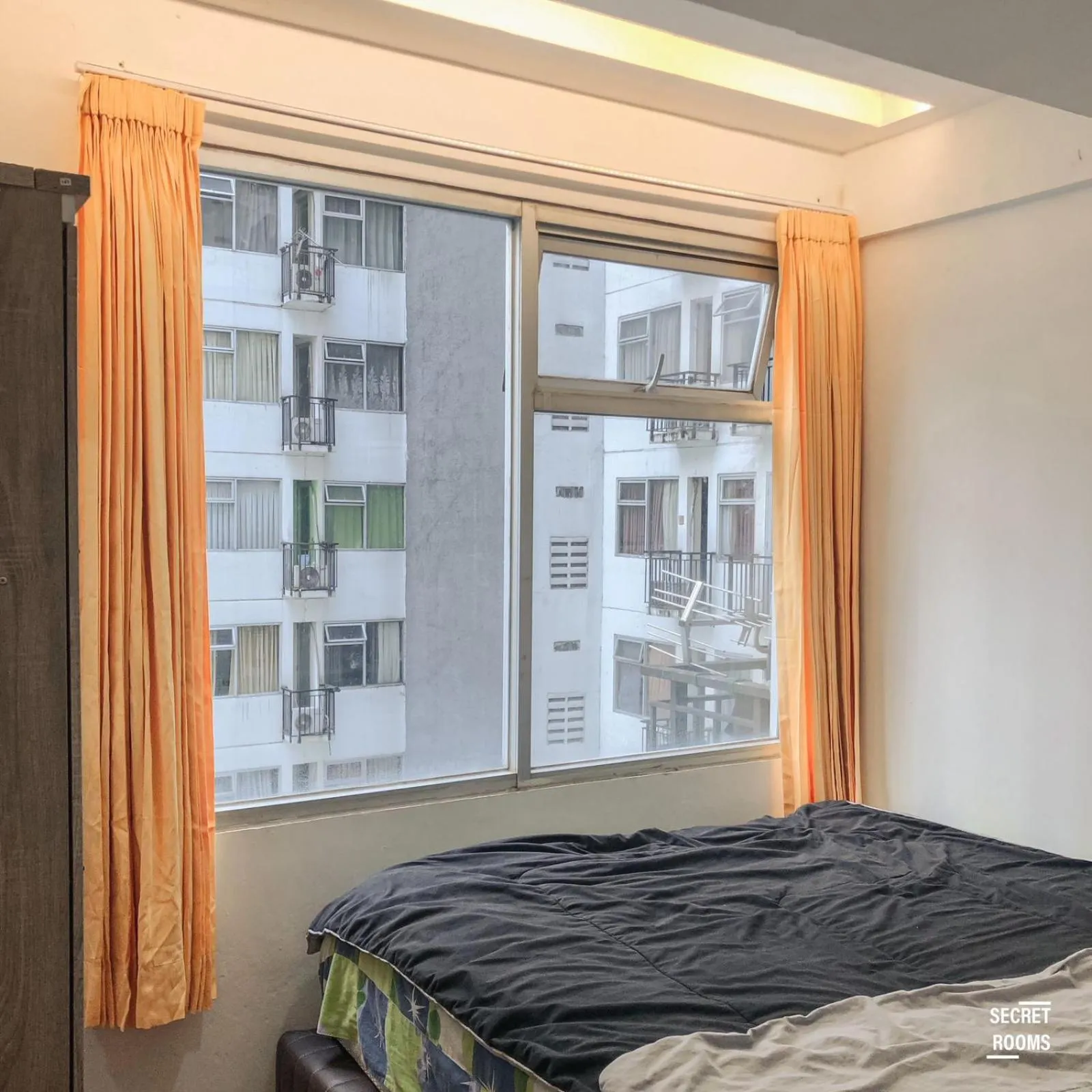 Bedroom, Bed in The Jarrdin Apartement by Secret Rooms