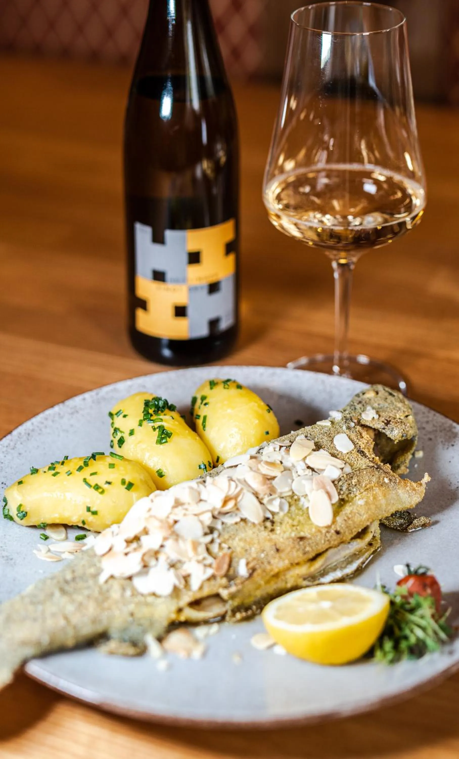 Restaurant/places to eat in Hotel-Restaurant Kreuzberghof Tagungs- und Veranstaltungshotel