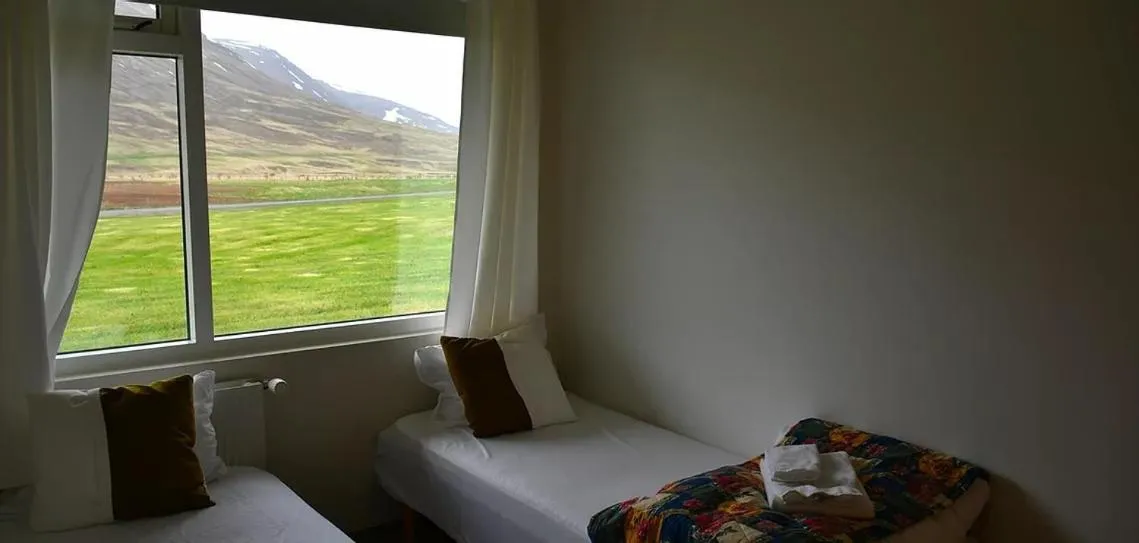 Mountain view, Bed in Kaffi Holar Cottages and Apartments