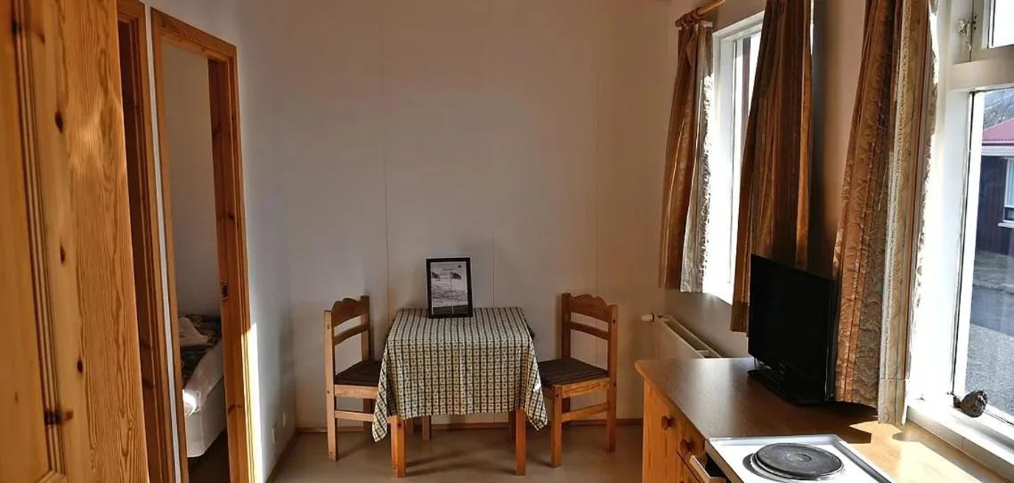 Dining area in Kaffi Holar Cottages and Apartments