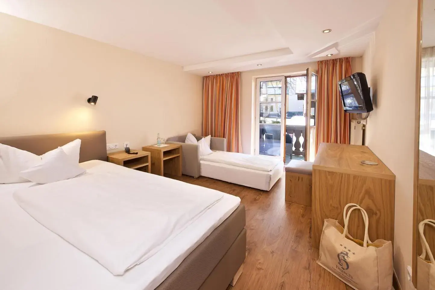 Comfort Single Room - single occupancy in Hotel Hirsch Comfort Single Room - single occupancy in Hotel Hirsch