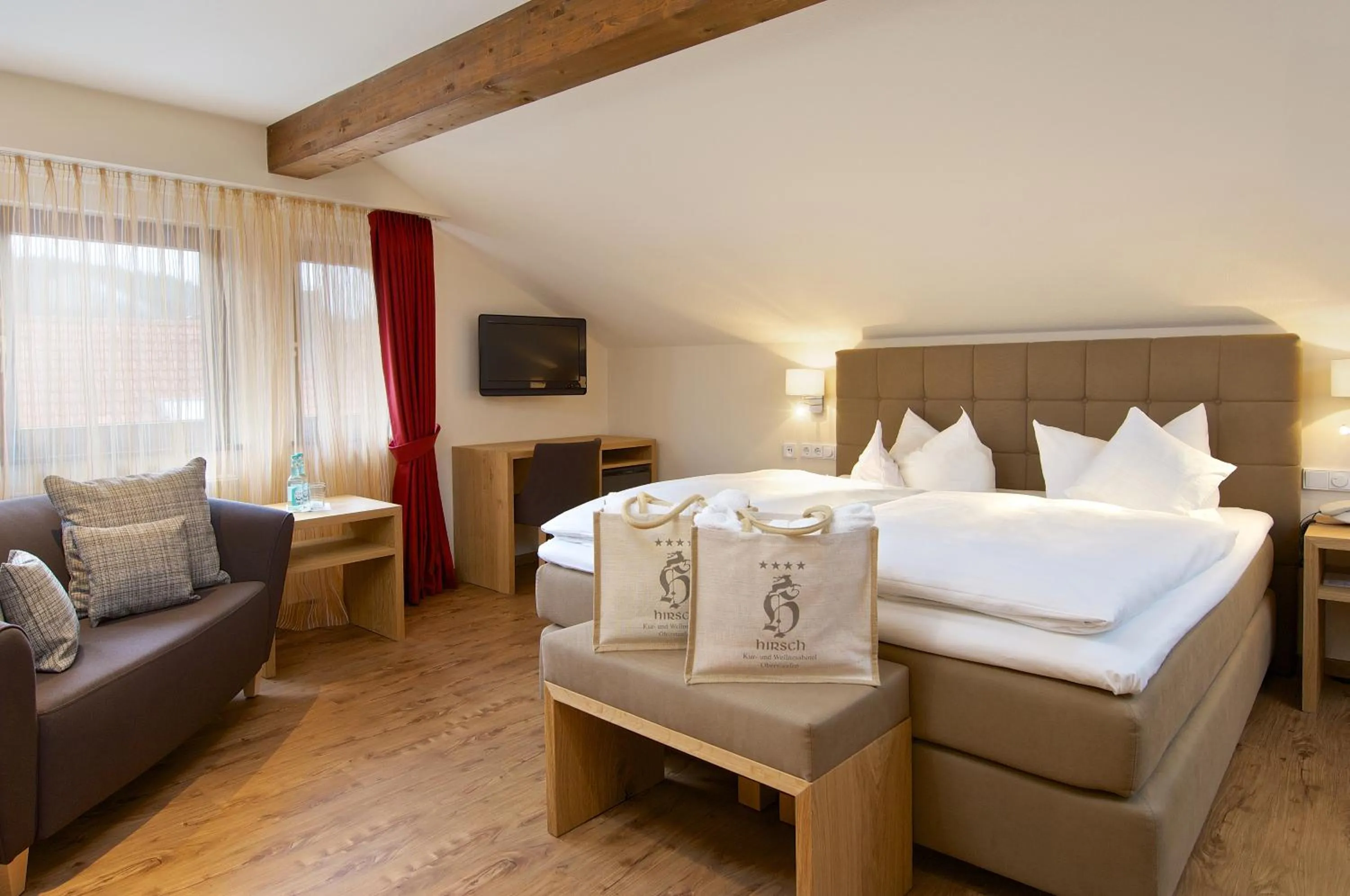 Photo of the whole room, Bed in Hotel Hirsch