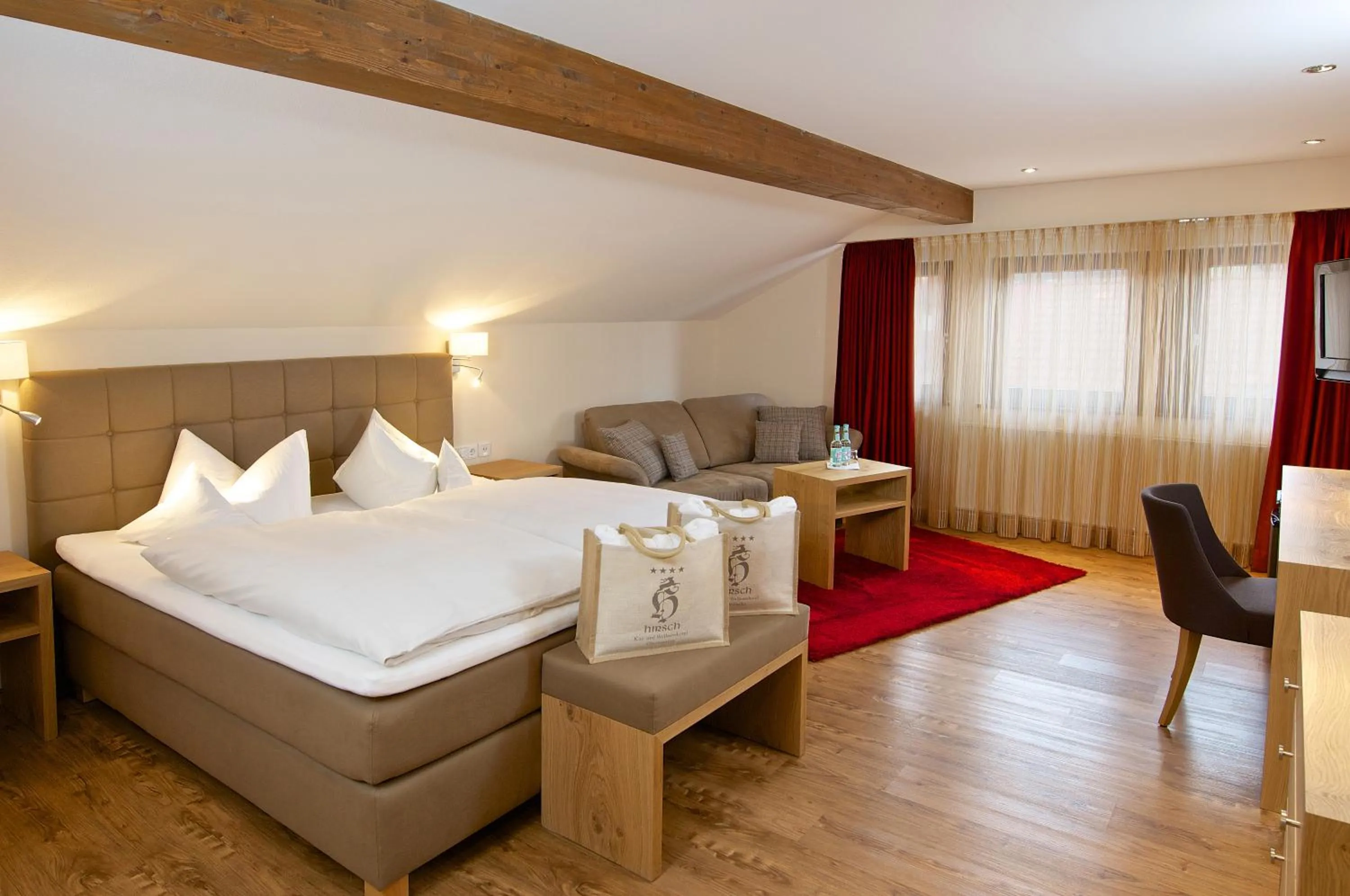 Photo of the whole room, Bed in Hotel Hirsch