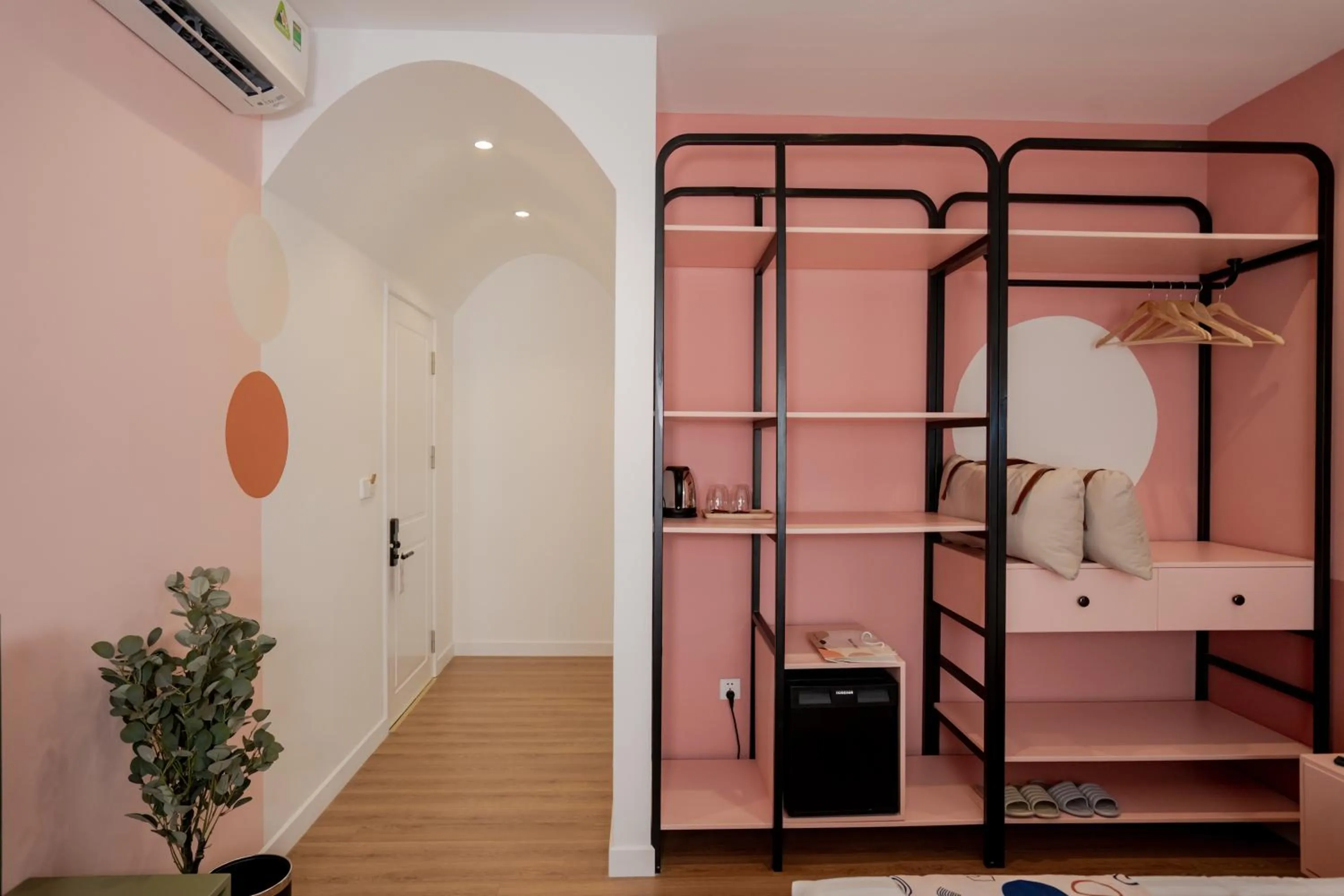 wardrobe in Palette Collect's Boutique Hotel Ha Long