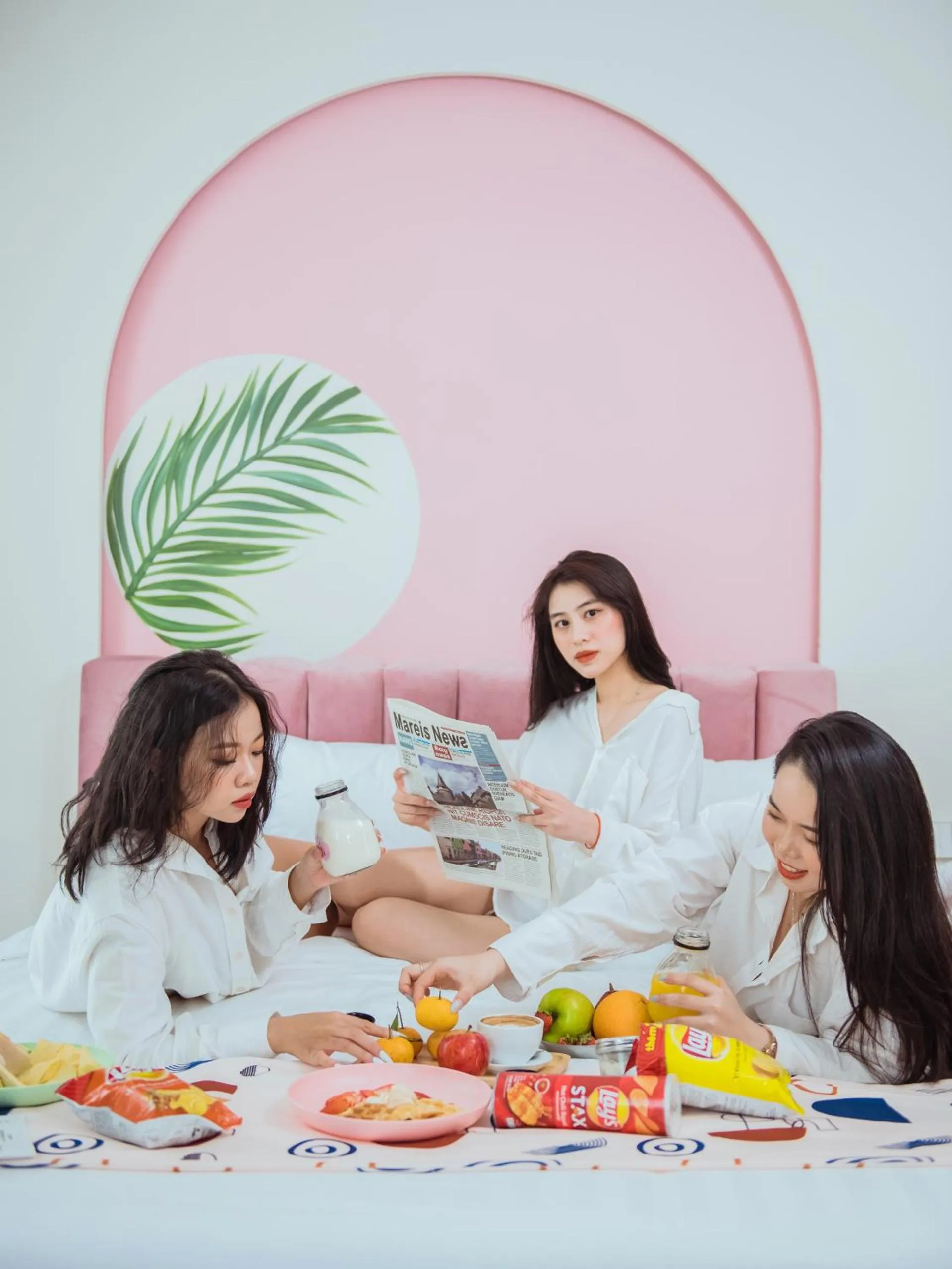 Continental breakfast in Palette Collect's Boutique Hotel Ha Long